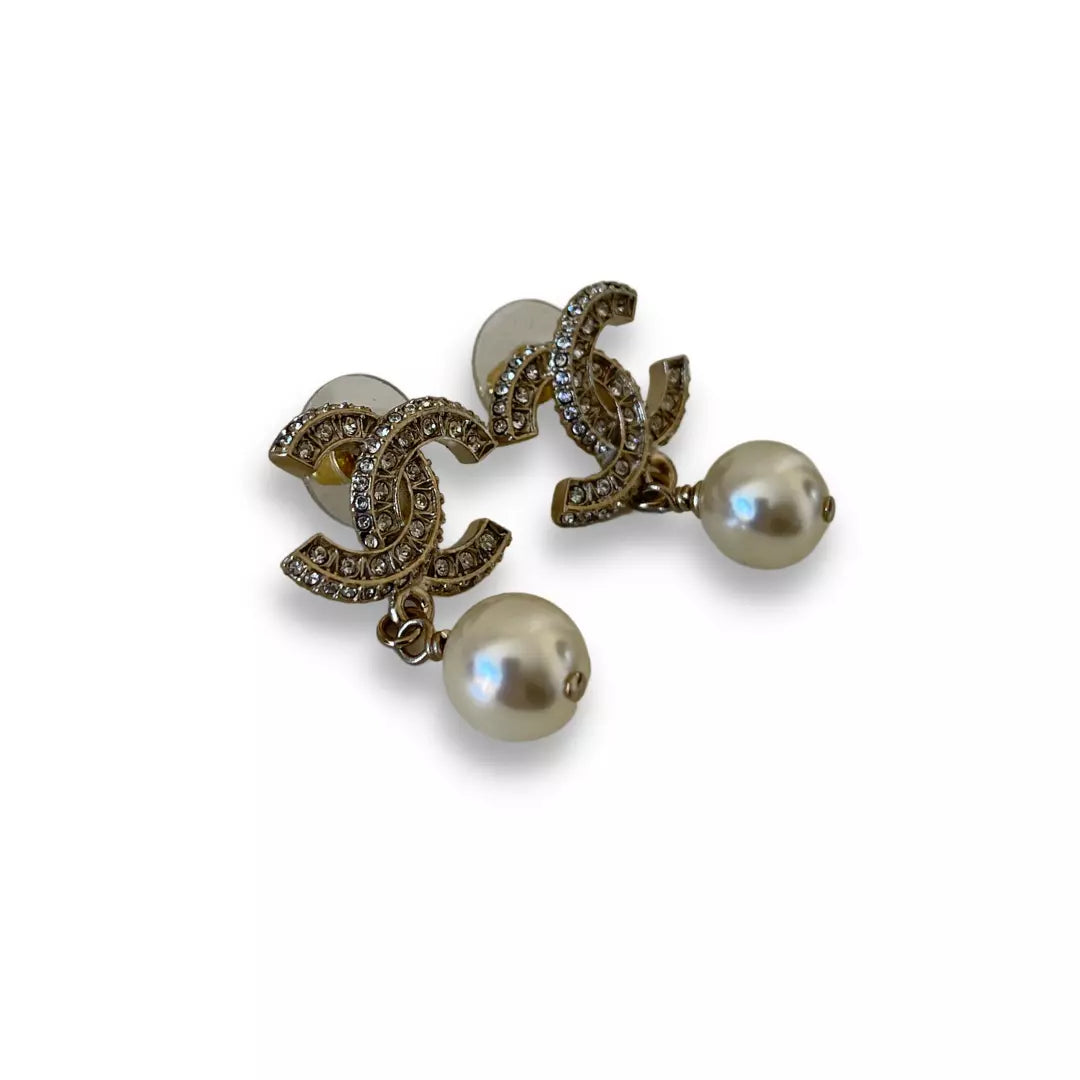 CHANEL CC PEARL CRYSTAL EARRINGS