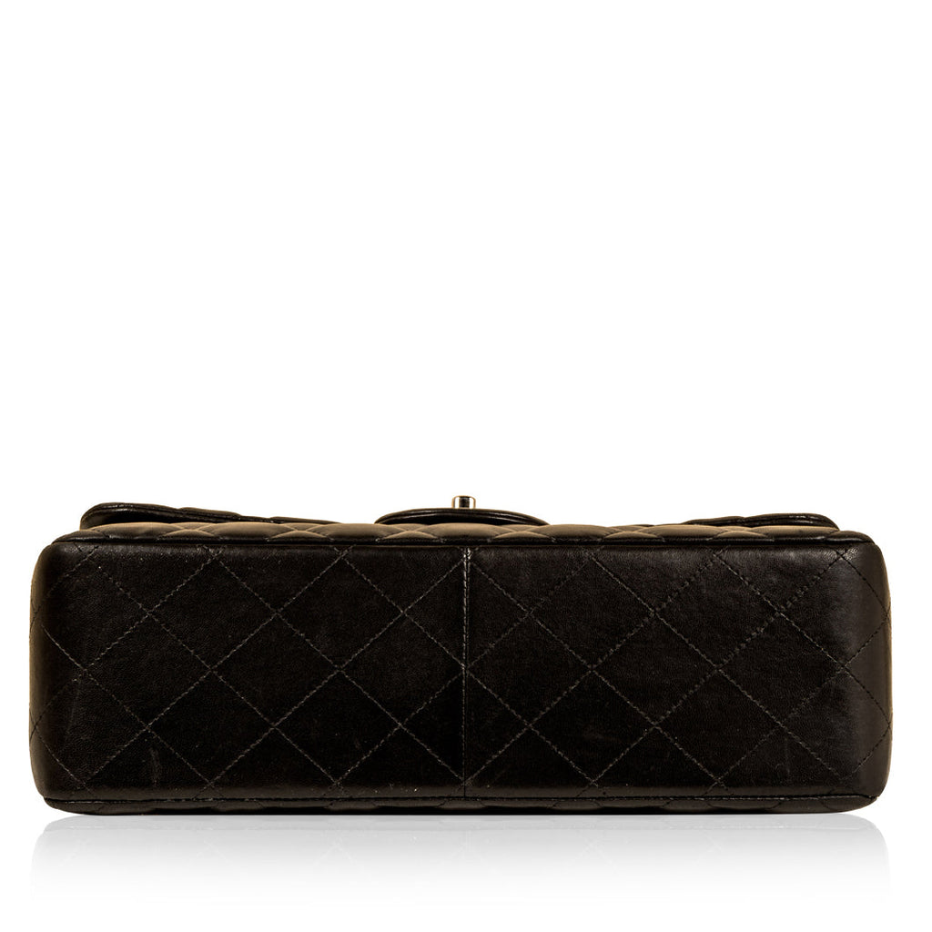 Chanel Classic Flap Bag - Jumbo