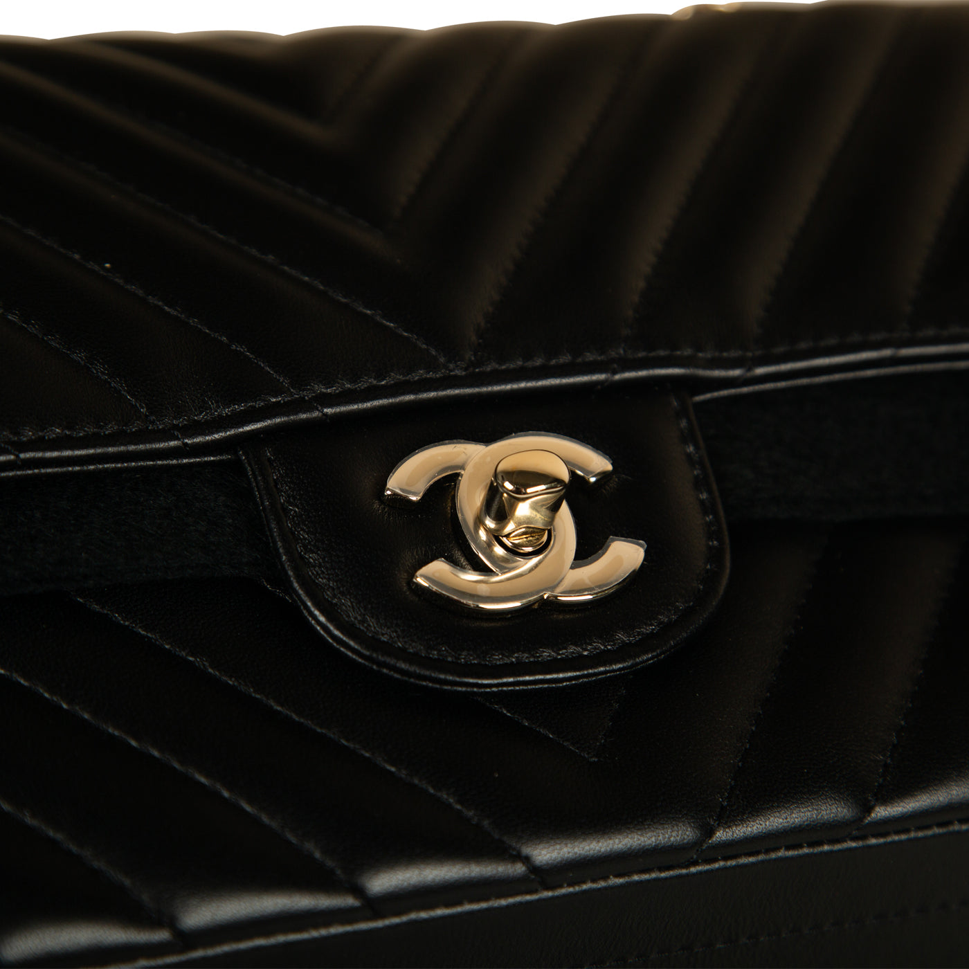 Chanel Classic Flap Bag - Medium