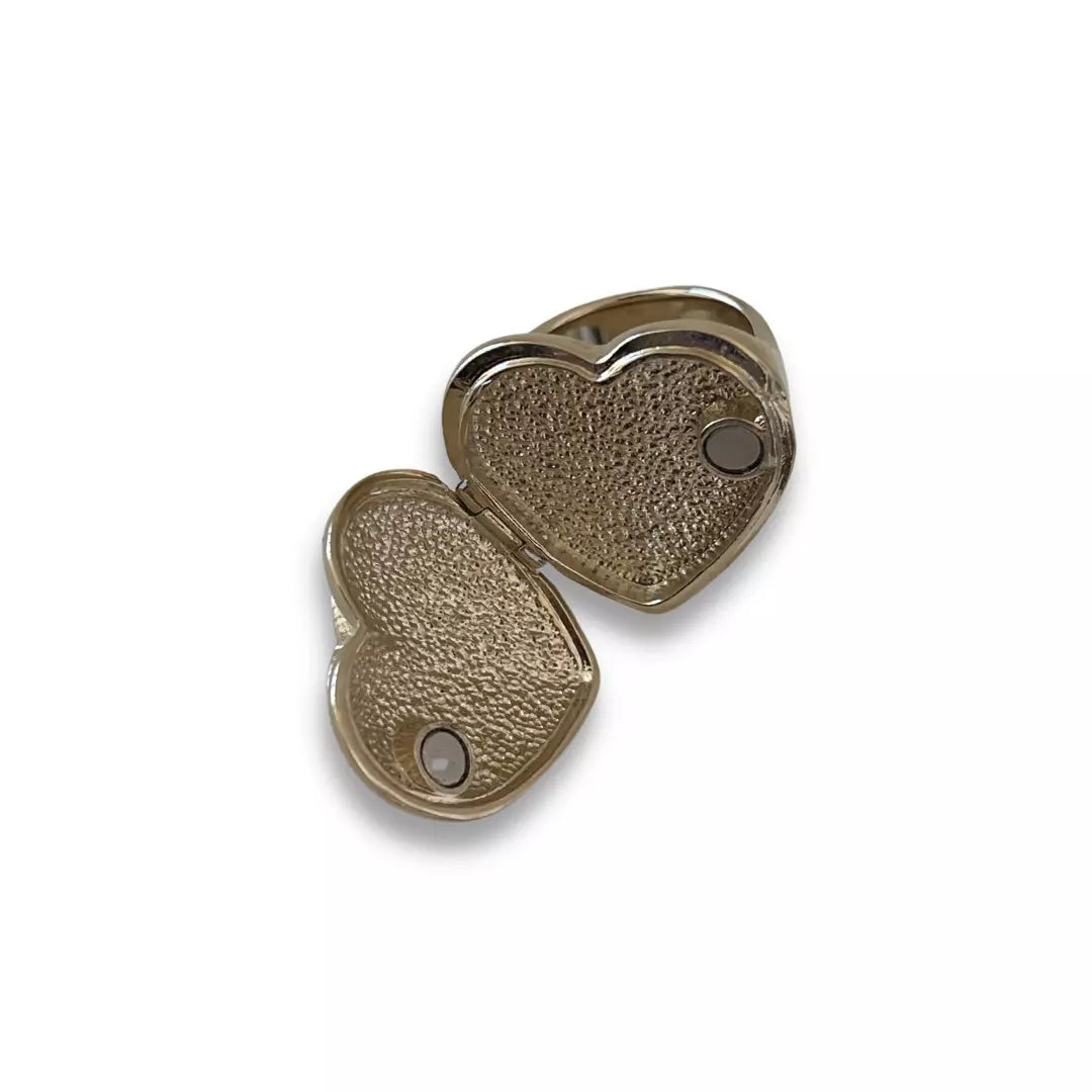 CHANEL MAXI HEART METAL RING