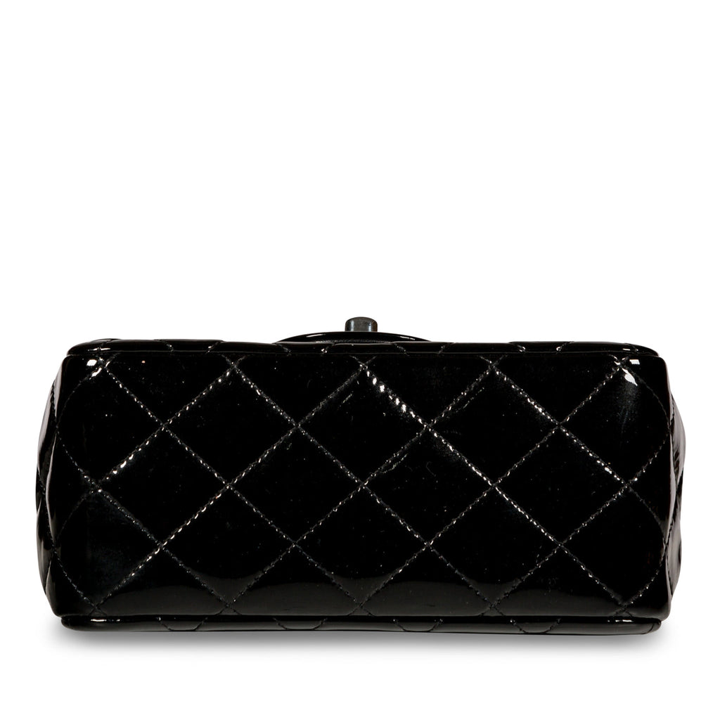 Chanel Classic Flap Bag - Mini Square - Patent