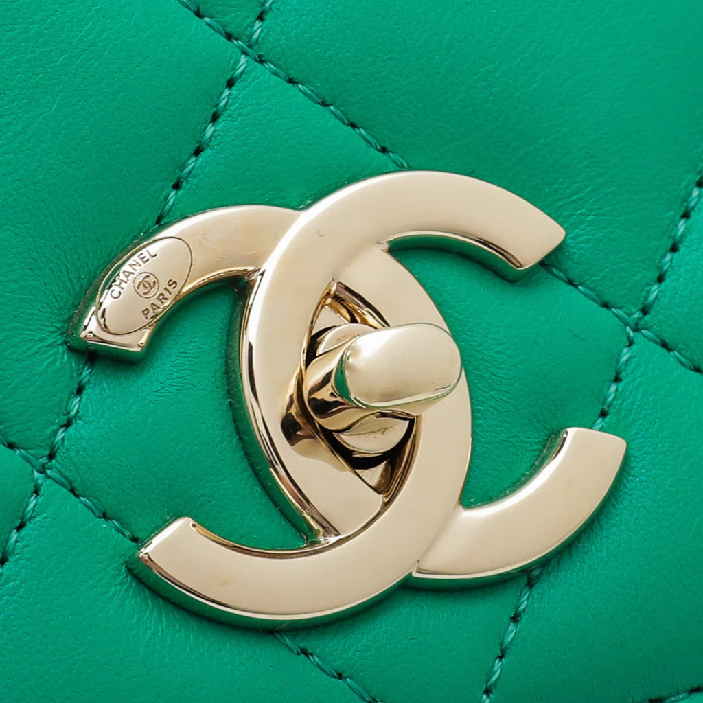 CHANEL QUILTED LAMBSKIN MEDIUM TOP-HANDLE TRENDY BAG