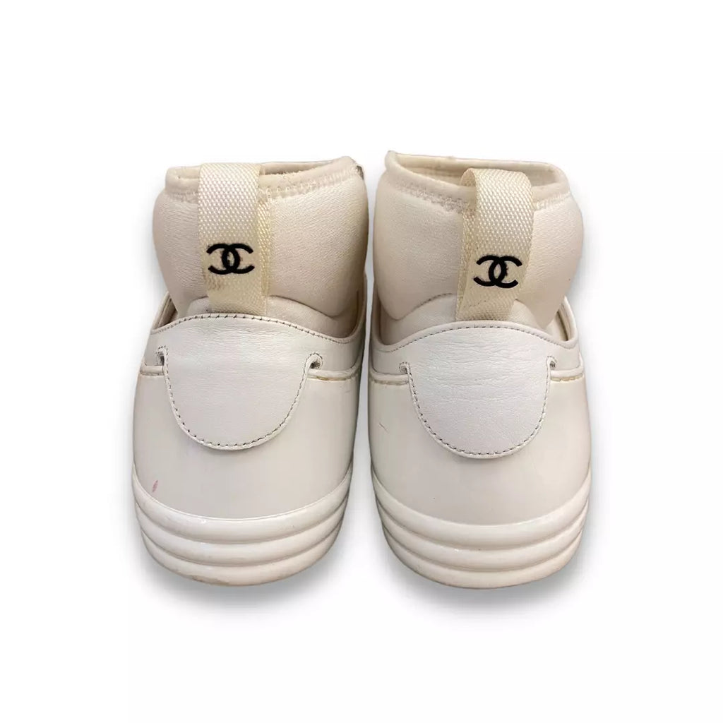CHANEL WHITE CC ANKLE SNEAKERS