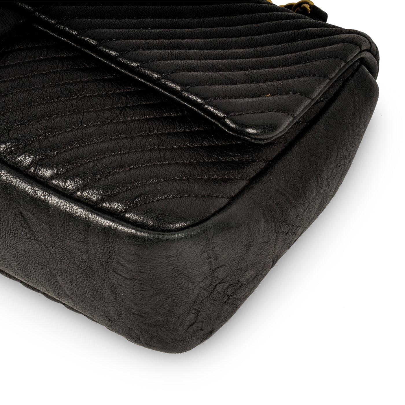 Chevron Single Flap Bag - Black - GHW