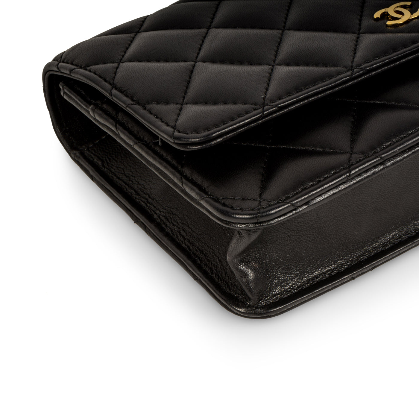 Classic Wallet on Chain - Lambskin