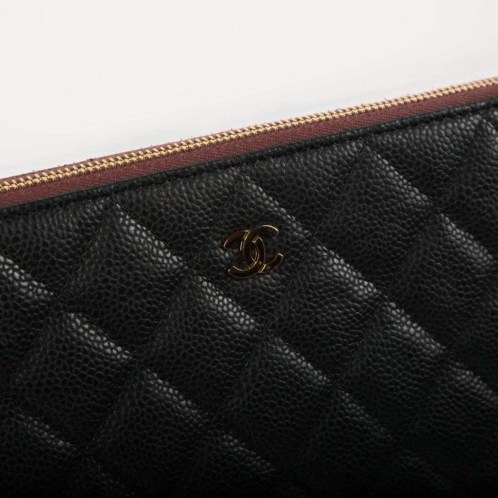 Chanel Caviar O-Case