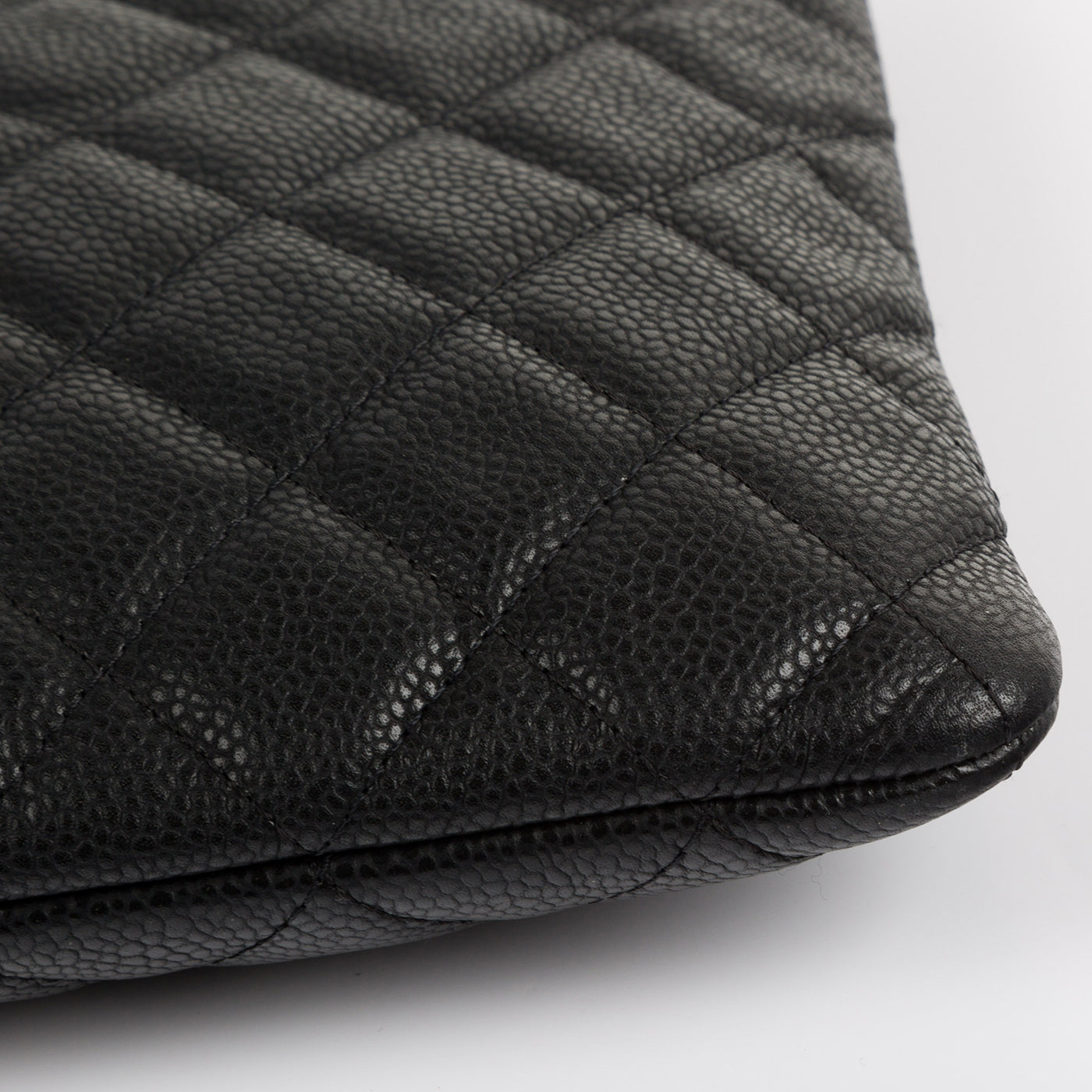 Chanel Caviar O-Case