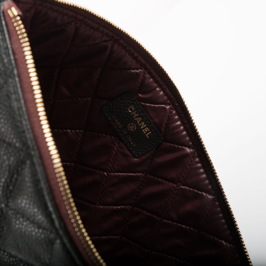 Chanel Caviar O-Case