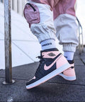Designer Air Jordan 1 High OG Ã¢â‚¬Å“Crimson TintÃ¢â‚¬Â AJ1 High Q