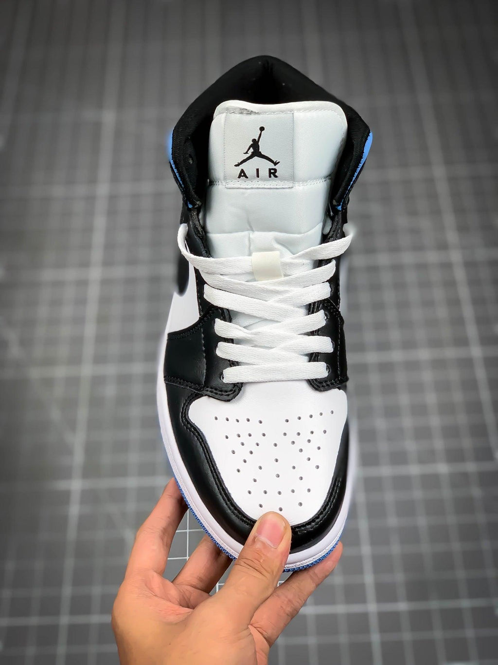 Designer Air Jordan 1 Mid AJ1 554724-117