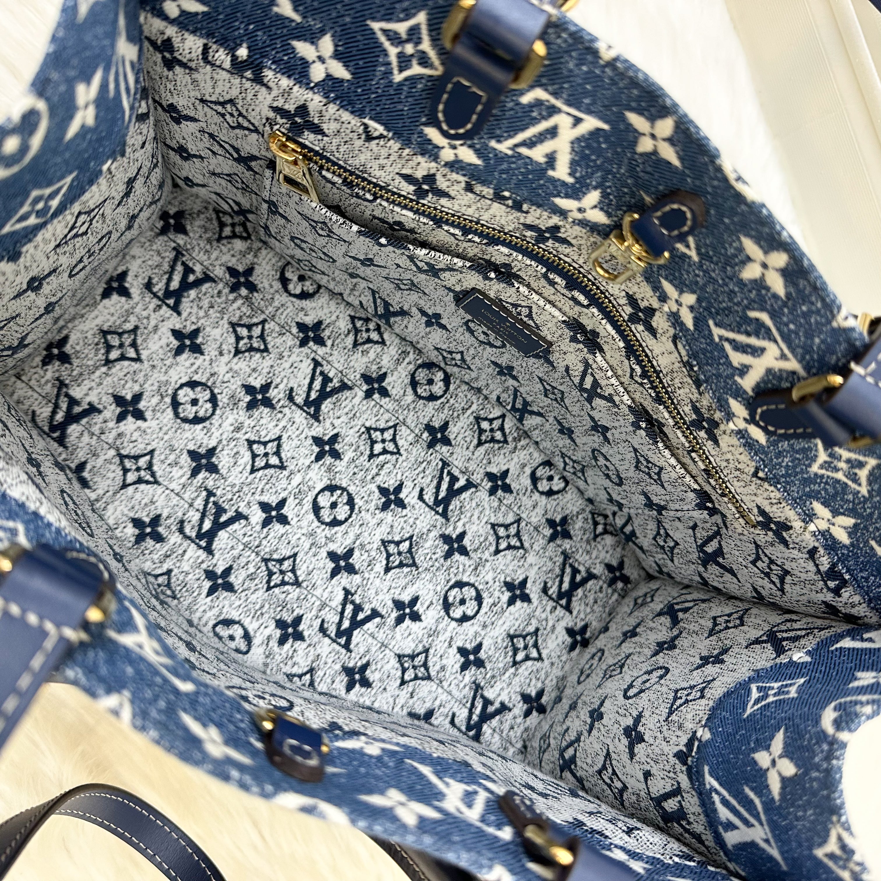 LV Onthego MM in Ombre Blue Denim and GHW
