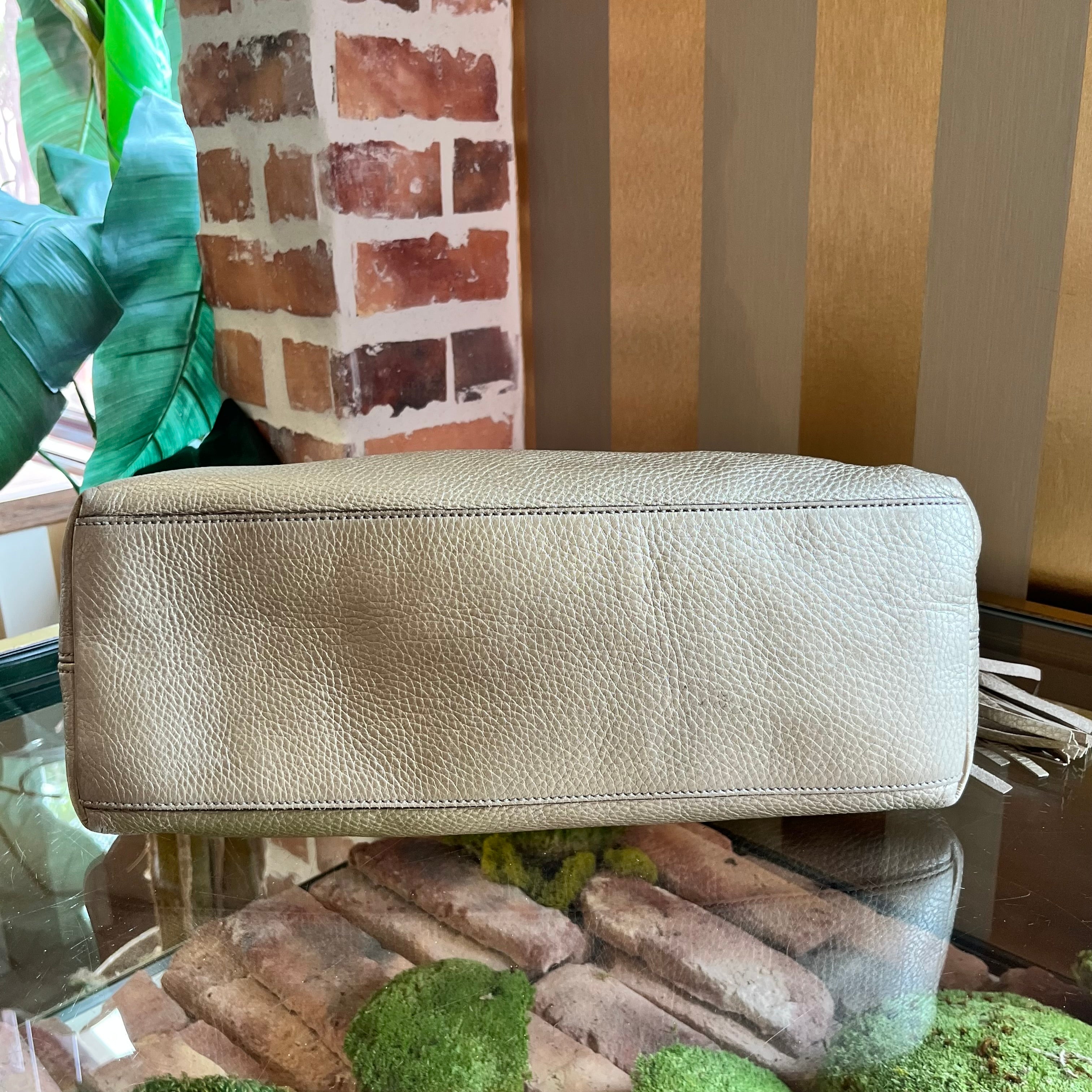 GUCCI Medium Soho Chain Metallic Pebbled Shoulder Bag