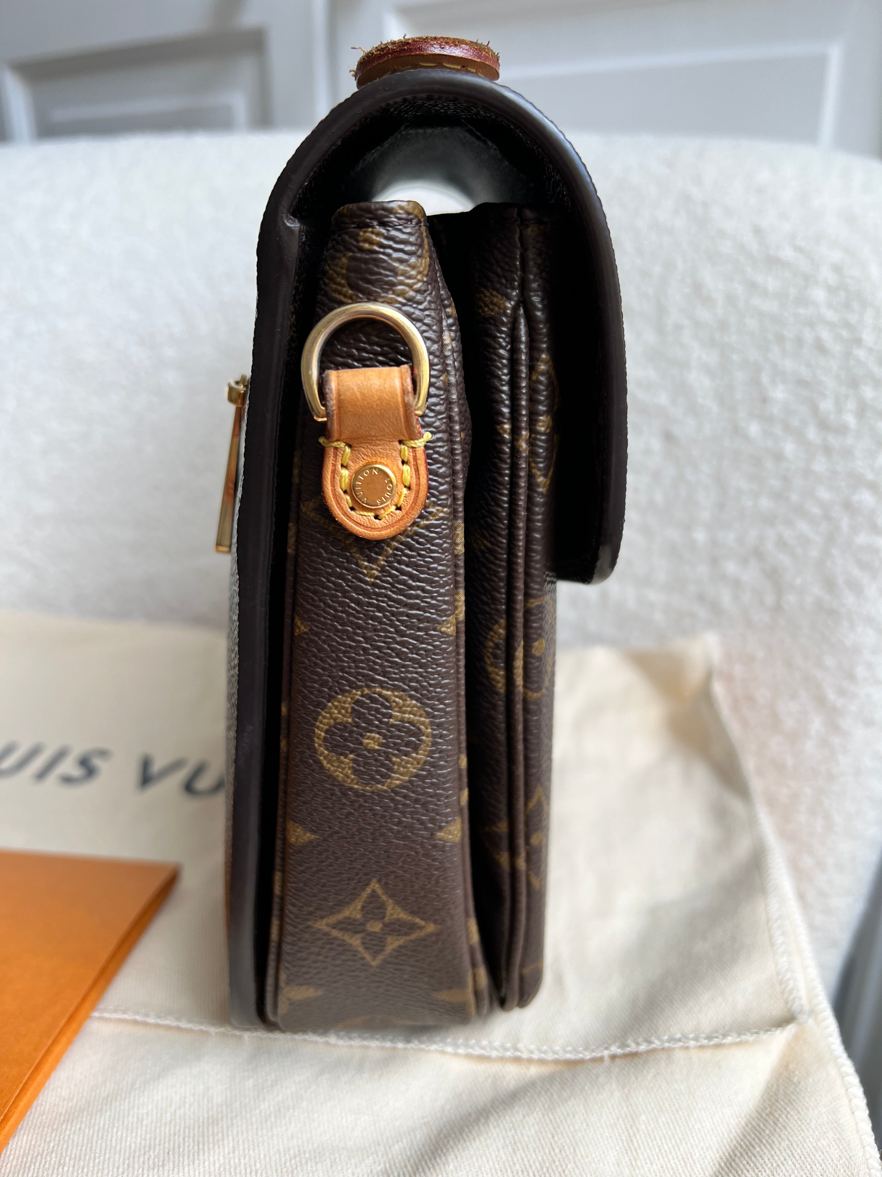 Louis Vuitton Pochette Metis Monogram (RRP £1,970)