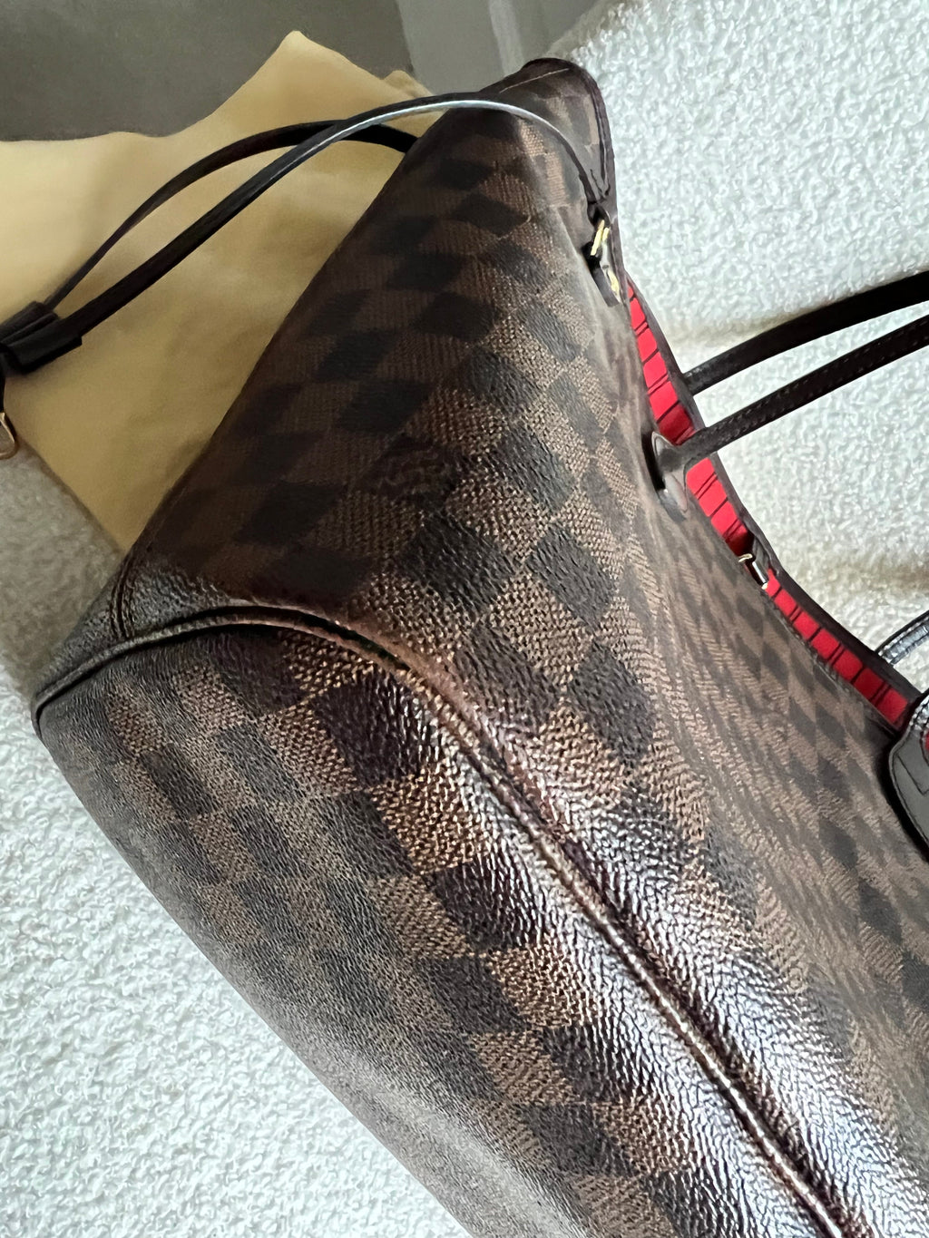 Louis Vuitton Neverfull MM Damier Ebene Cherry Interior (RRP £1,410)