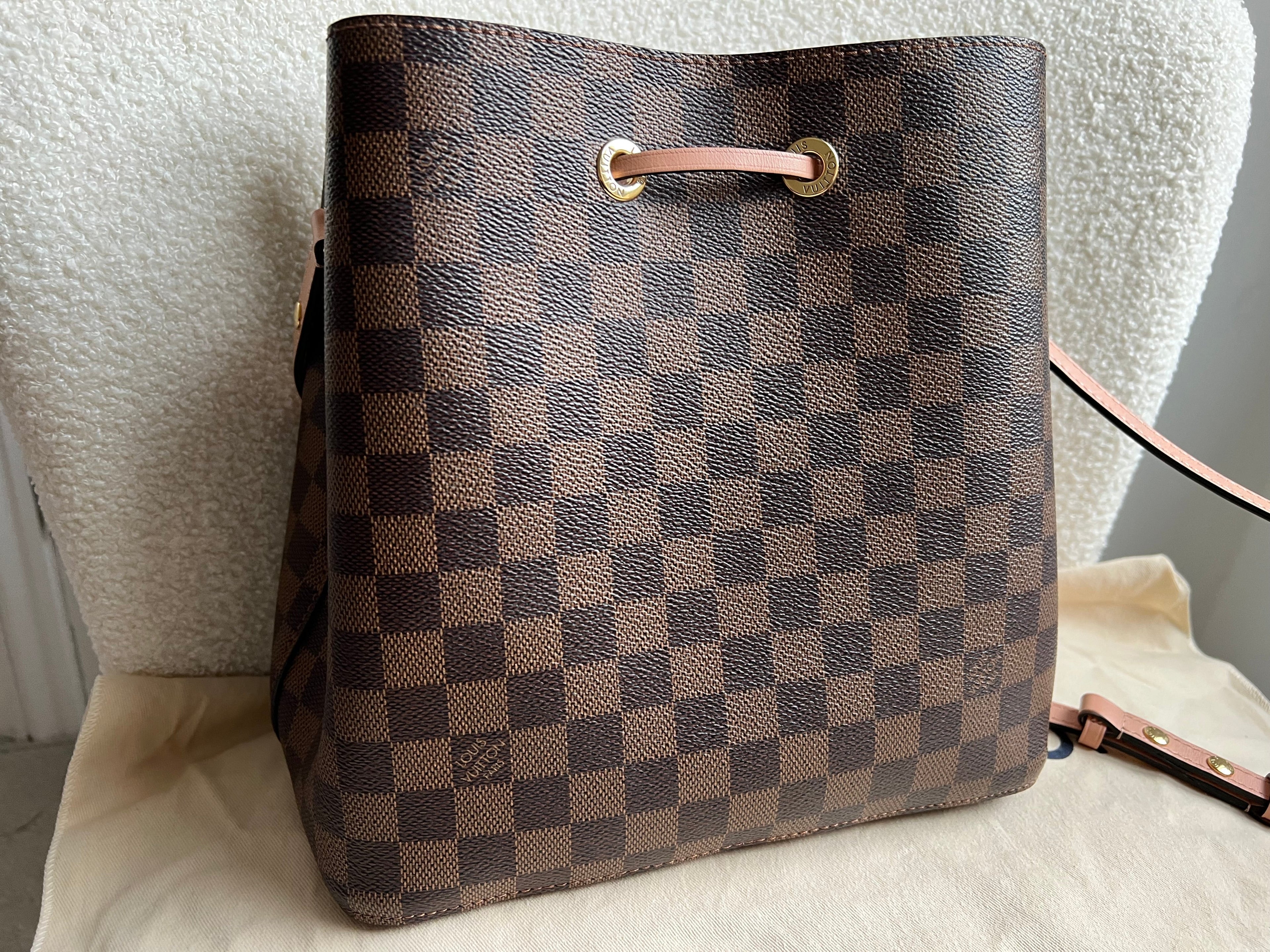 Louis Vuitton Neo Noe Monogram Rose Poudre (RRP £1,560)