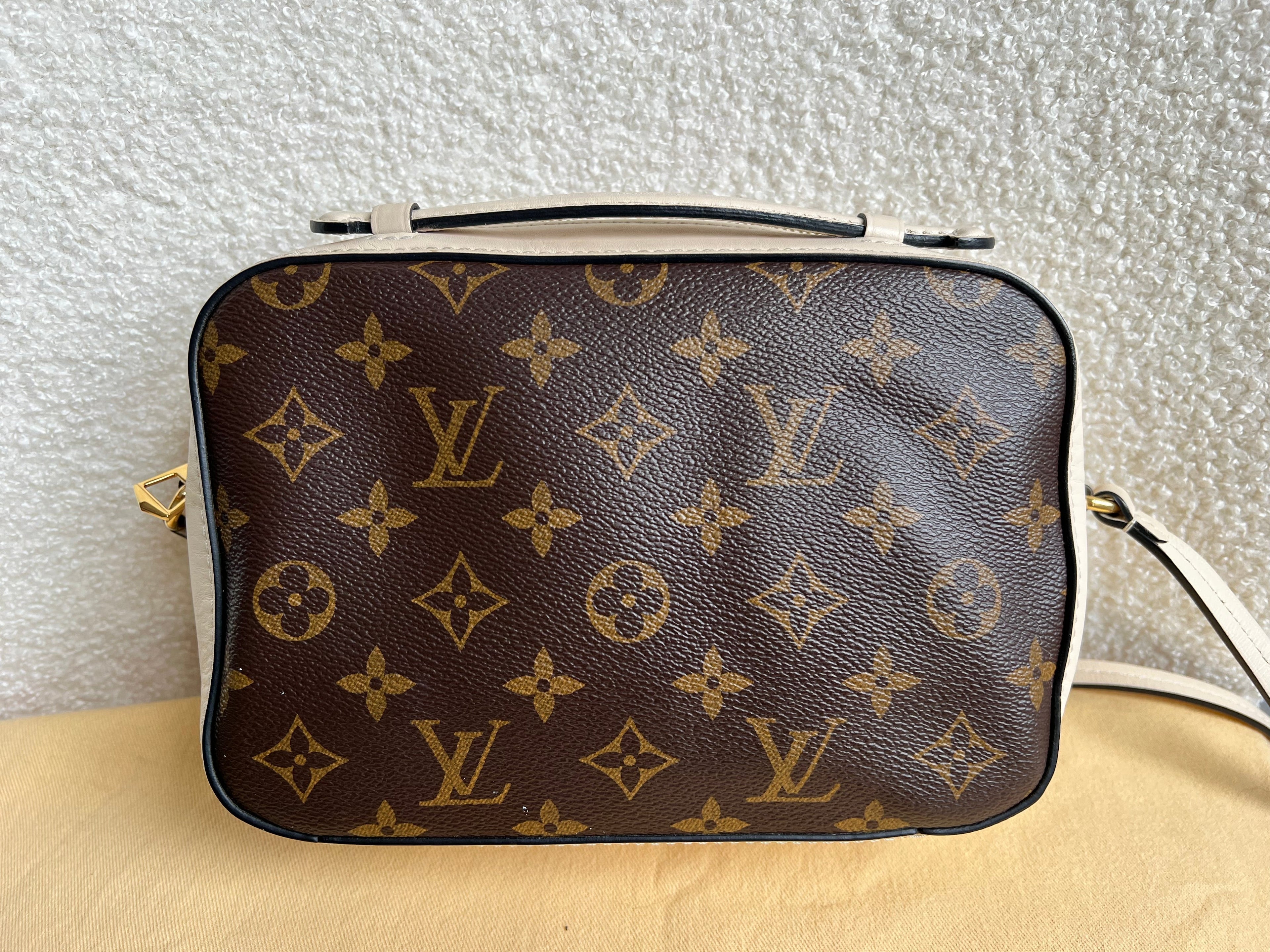 Louis Vuitton Saintonge Monogram Cream