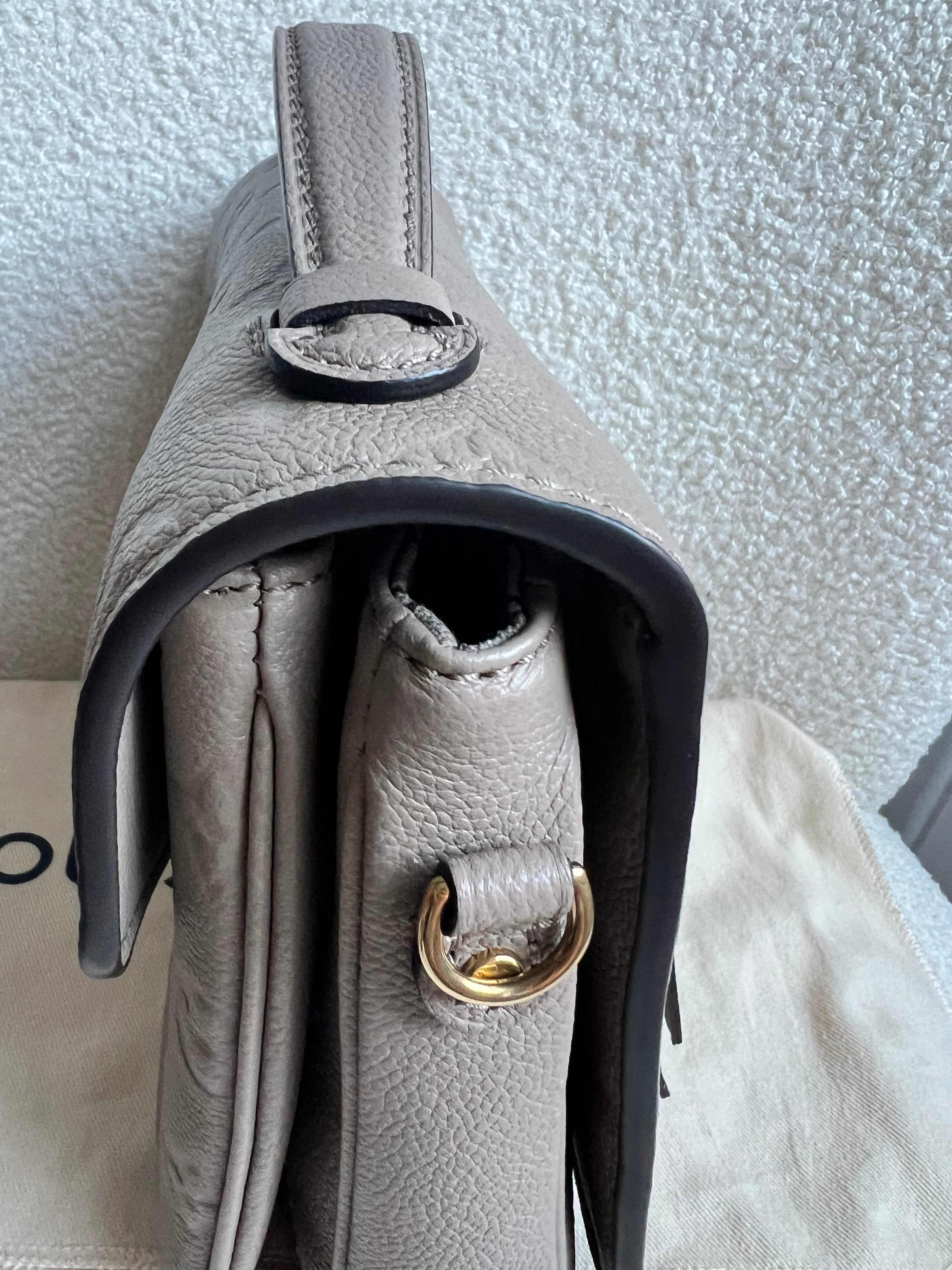 Louis Vuitton Pochette Metis Dune Empreinte (RRP £2,110)