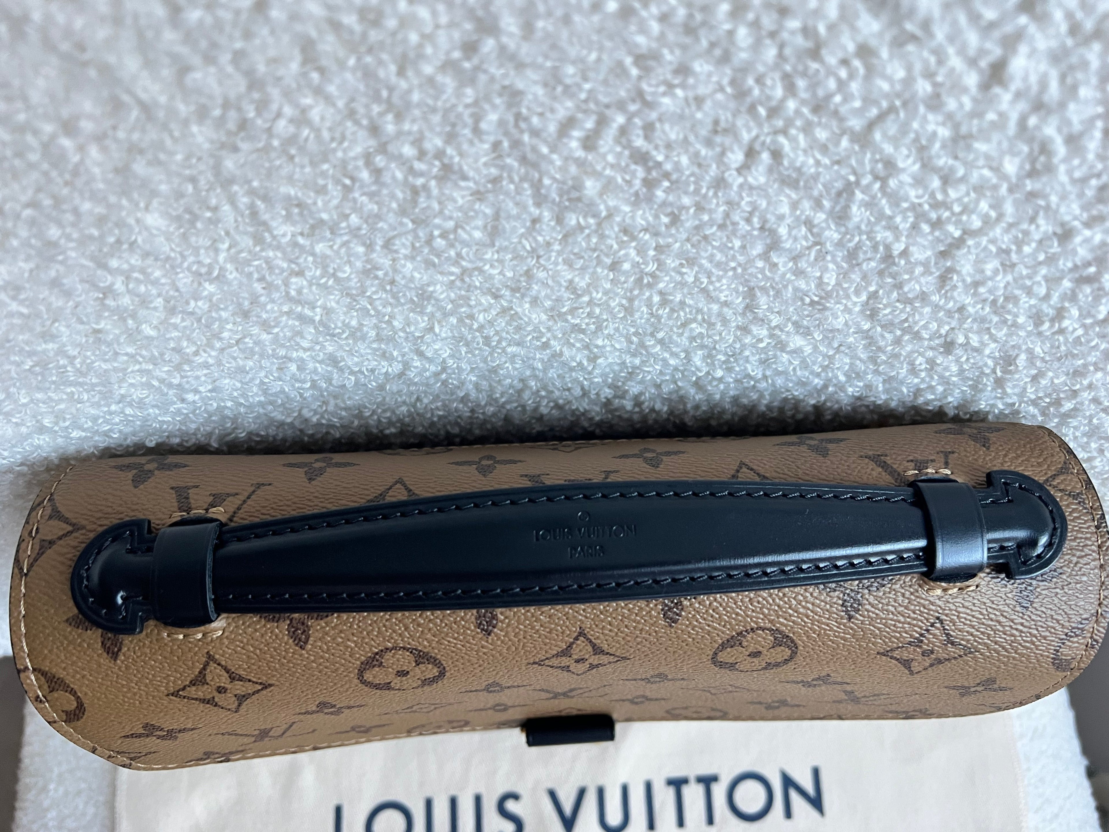 Louis Vuitton Pochette Metis Reverse Monogram (RRP £2,000)