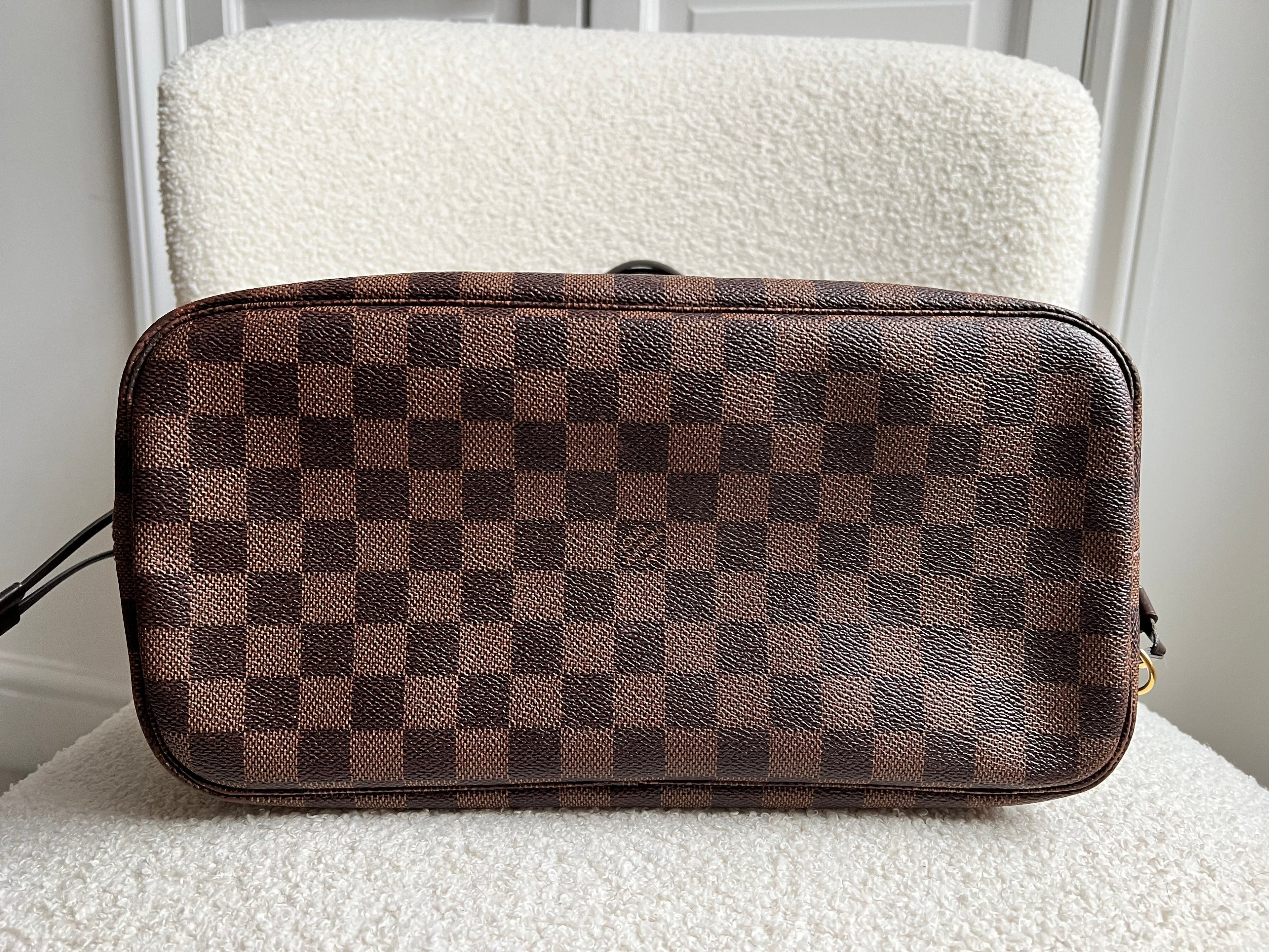 Louis Vuitton Neverfull MM Damier Ebene Cherry Interior (RRP £1,410)