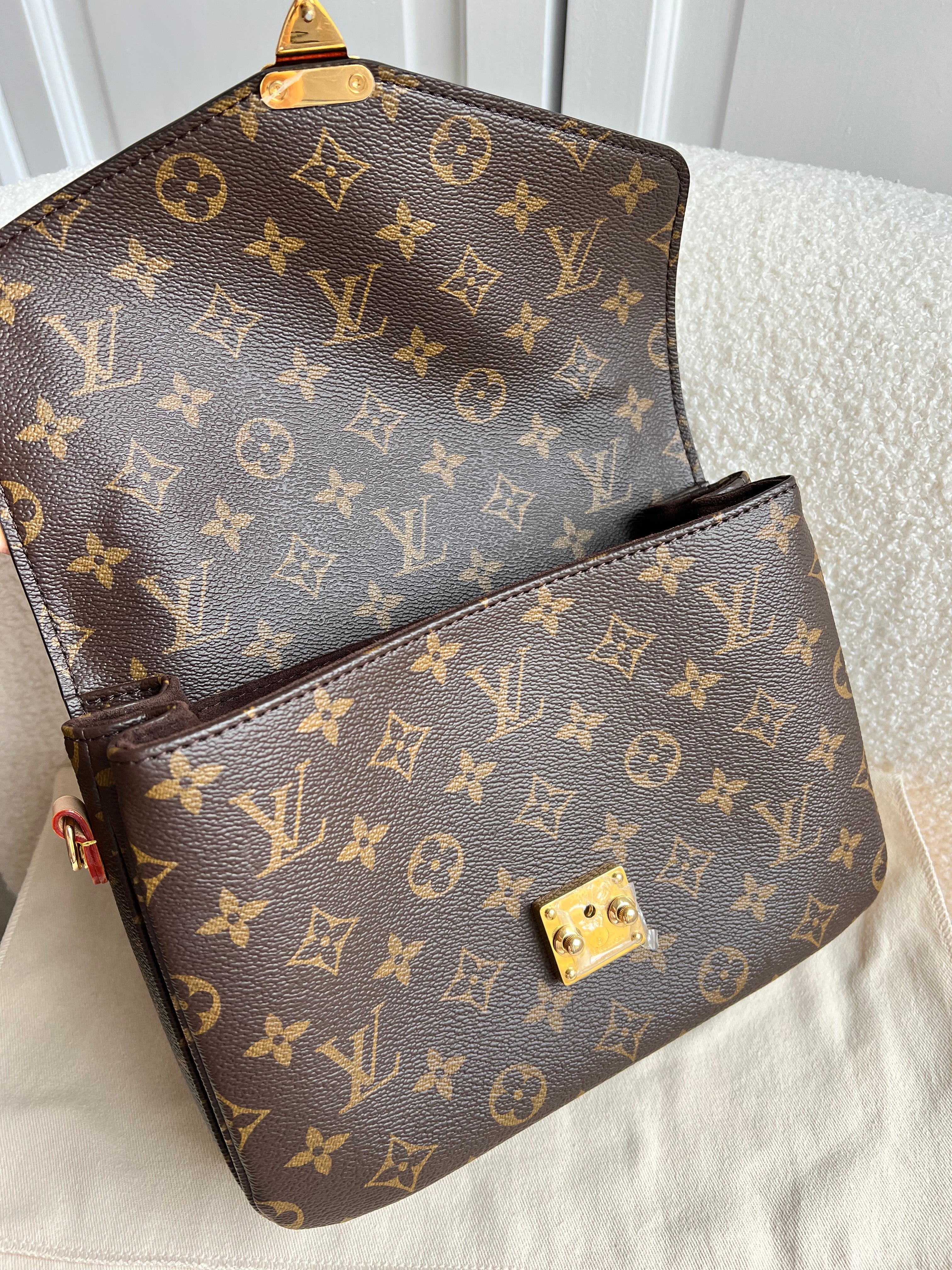 Louis Vuitton Pochette Metis Monogram (RRP £1,970)