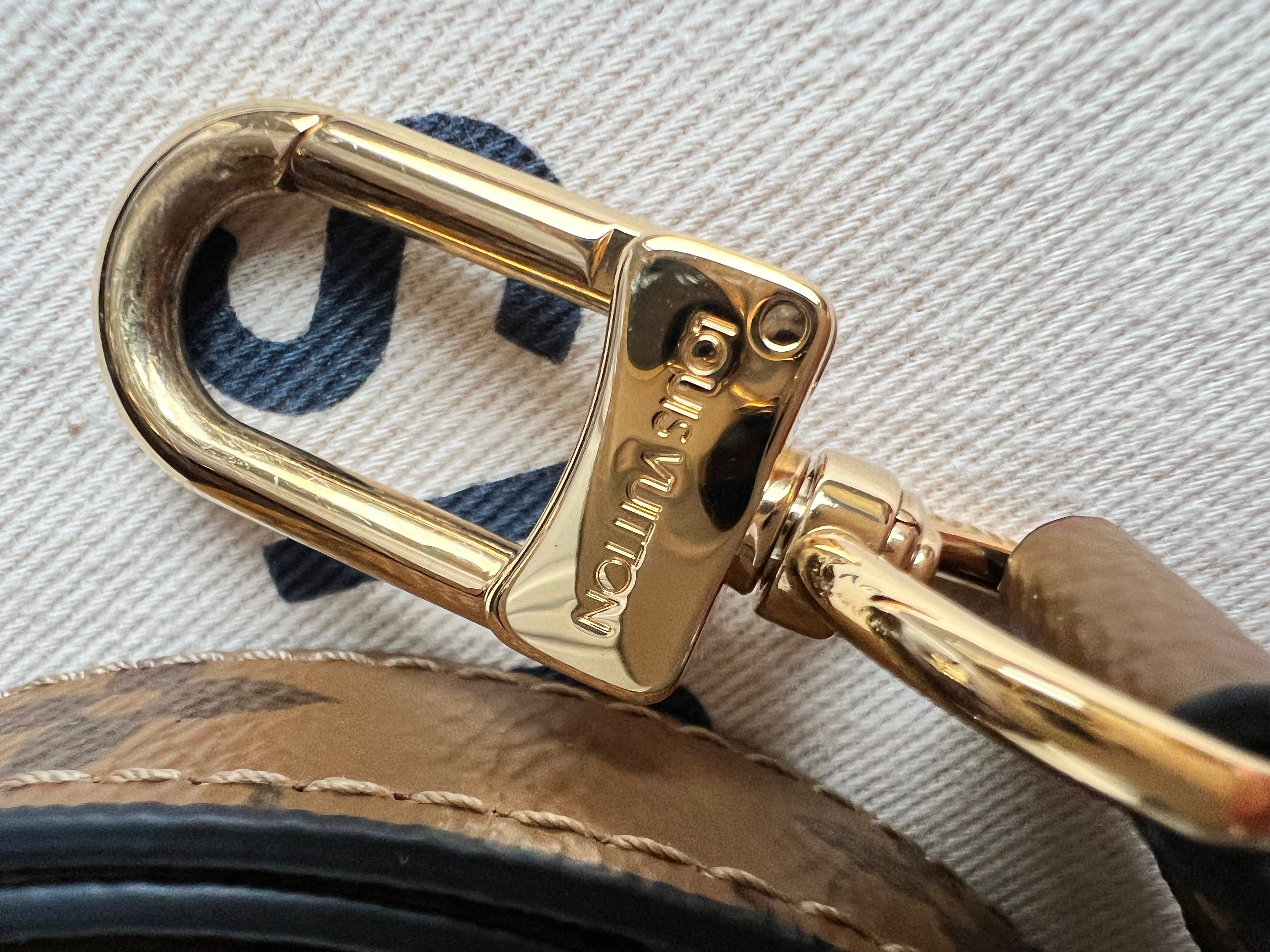 Louis Vuitton Pochette Metis Reverse Monogram (RRP £2,000)