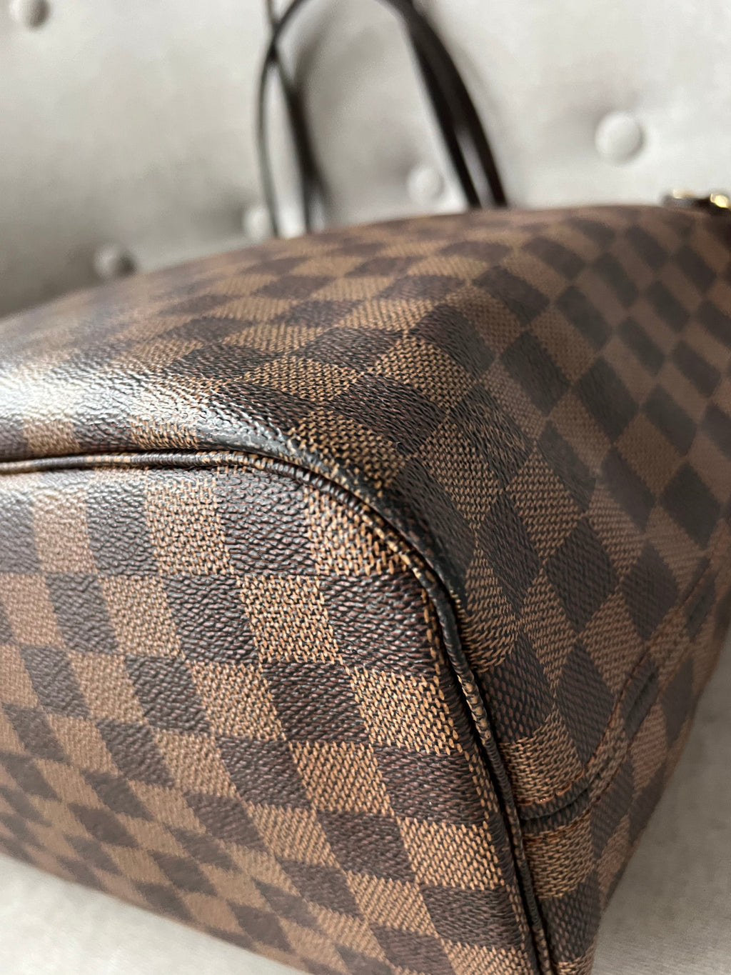 Louis Vuitton Neverfull MM Damier Ebene Cherry Interior (RRP £1410)