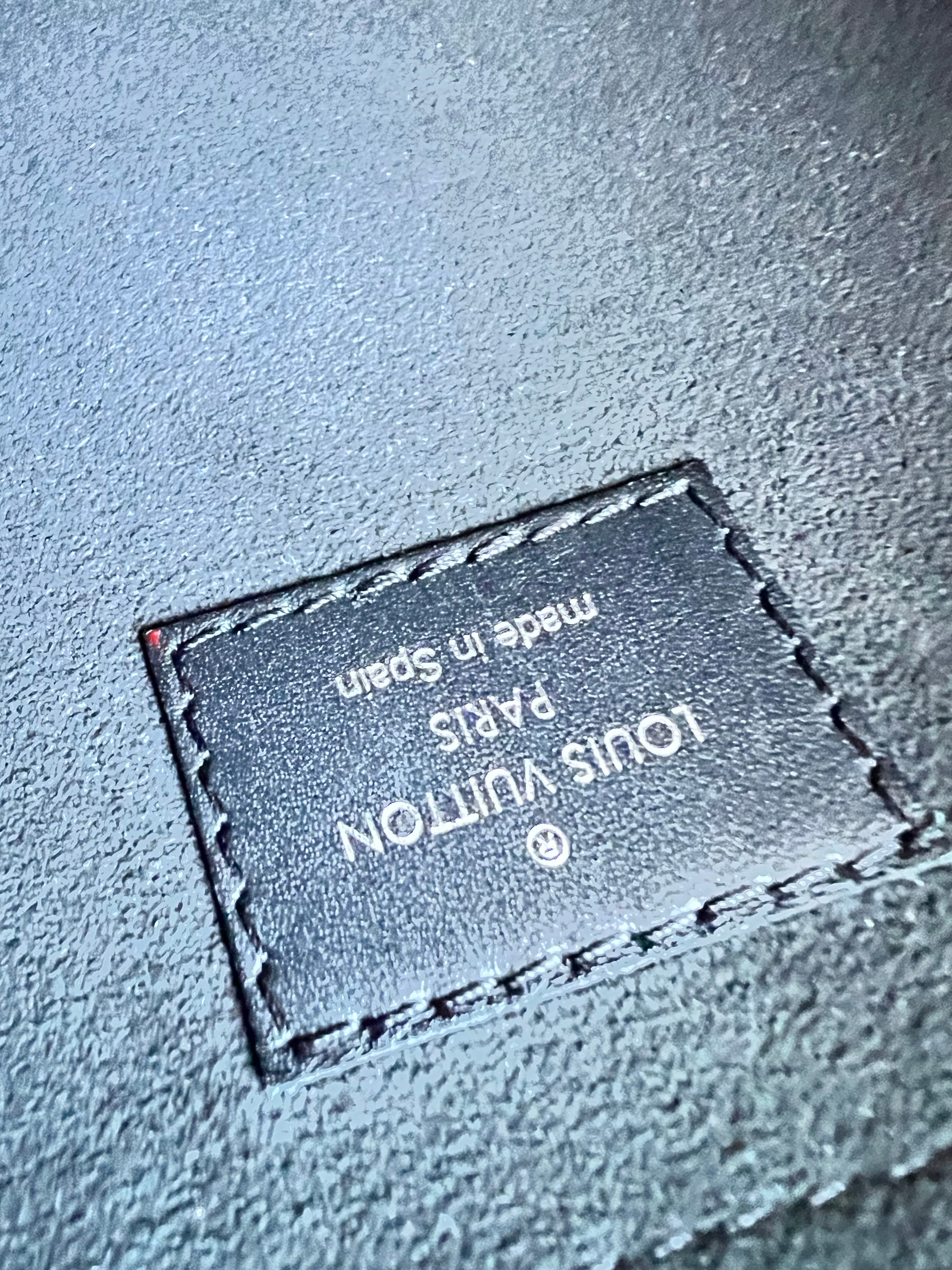Louis Vuitton Pouch (from Neverfull) Black Epi