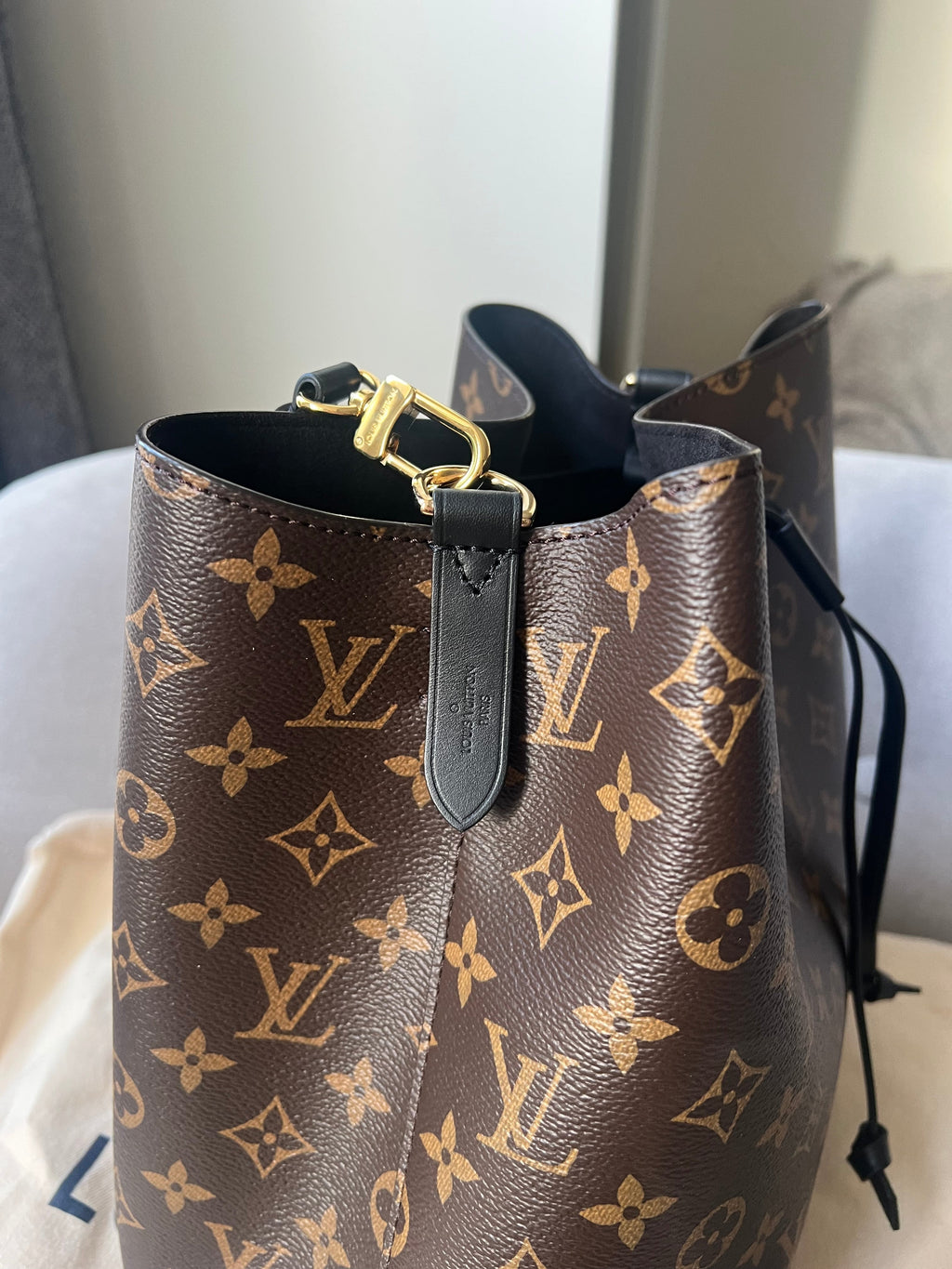 Louis Vuitton Neo Noe Monogram and Black (RRP £1,560)