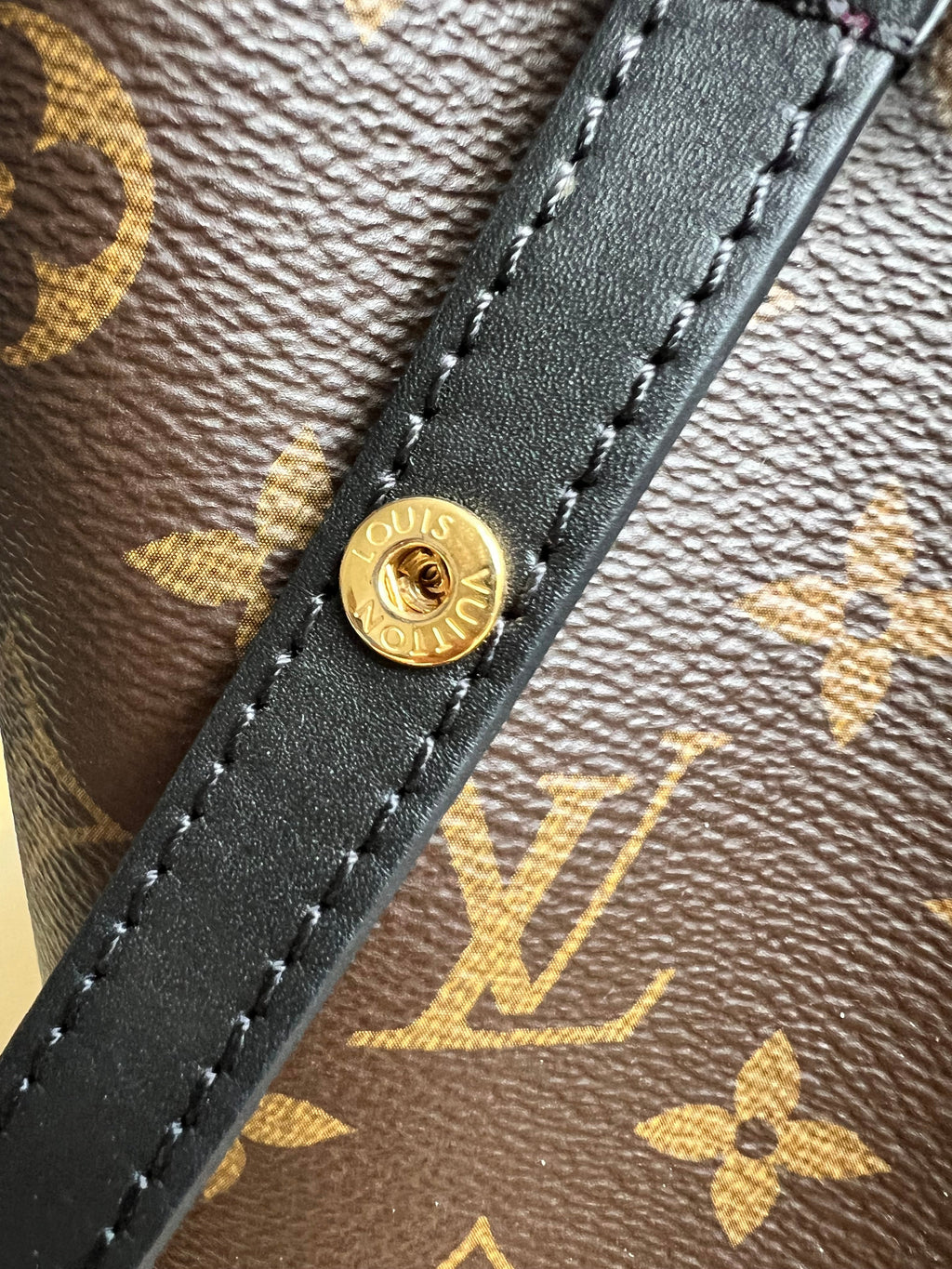 Louis Vuitton Neo Noe Monogram and Black (RRP £1,560)