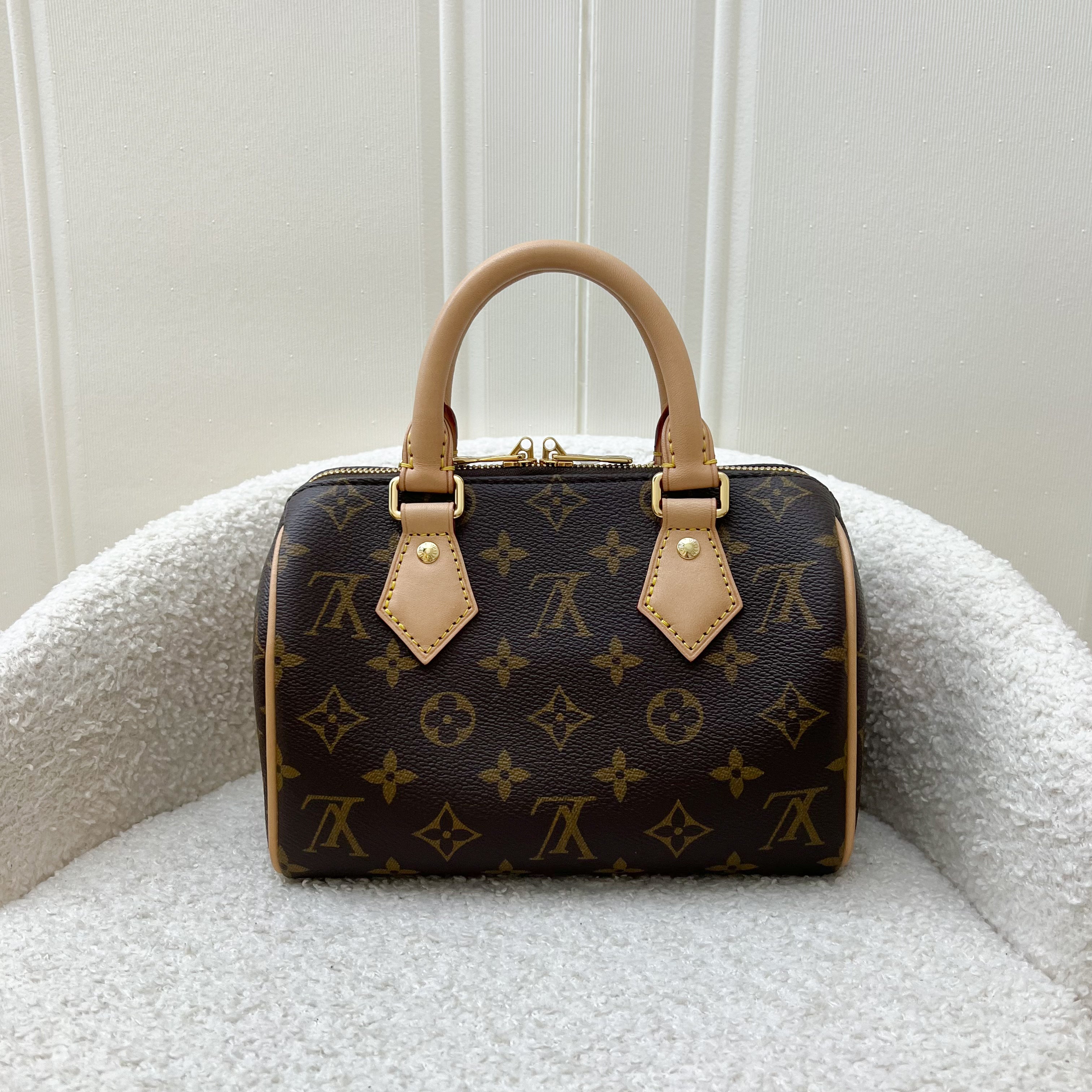 LV Speedy Bandouliere 20 in Monogram Canvas and Pink / Orange Patterned Strap