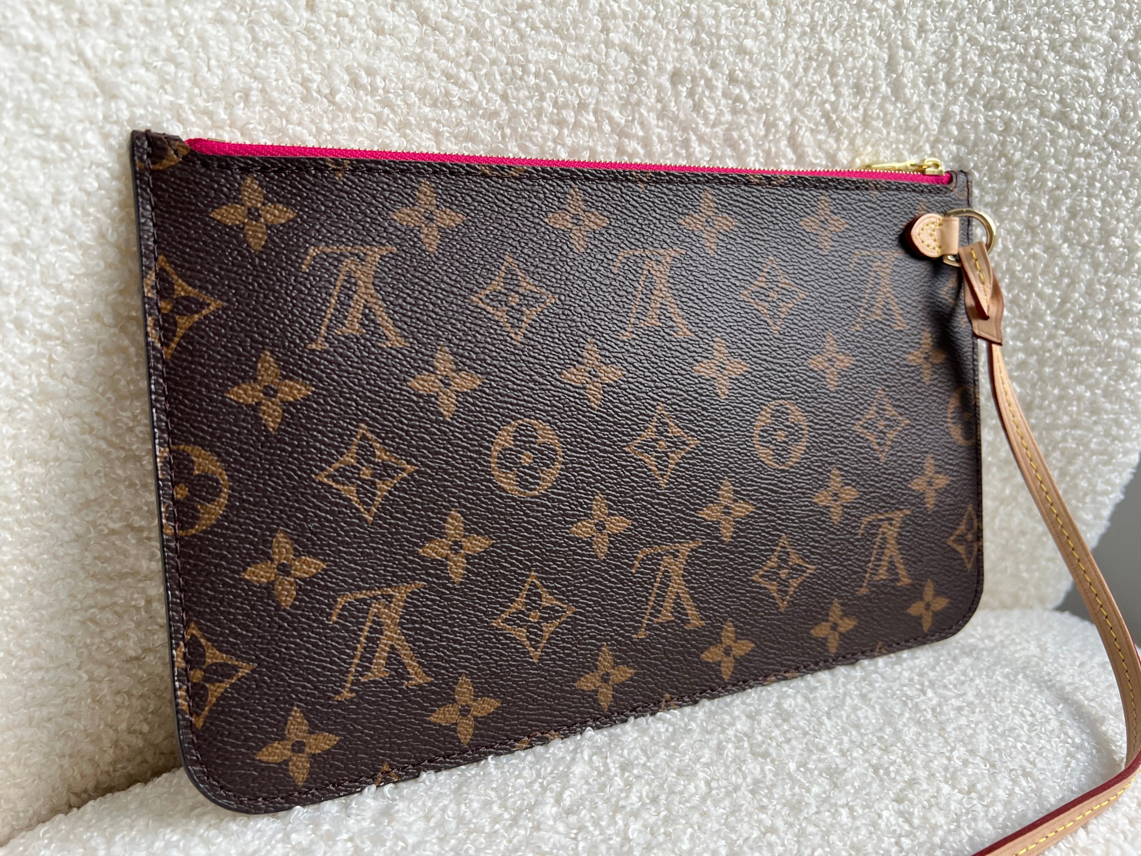 Louis Vuitton Pouch (from Neverfull MM) in Monogram