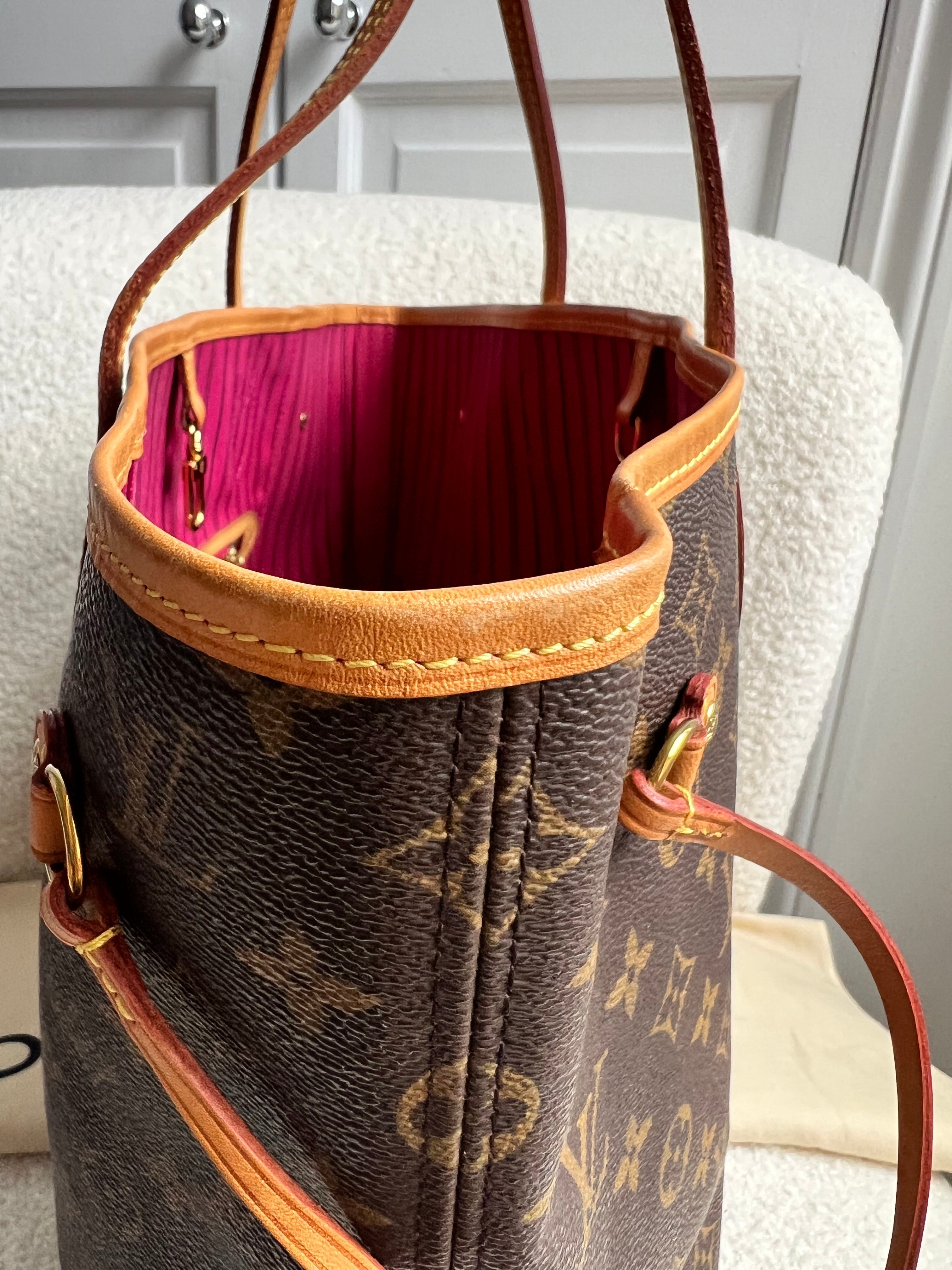 Louis Vuitton Neverfull MM Monogram Pivoine (RRP £1,410)