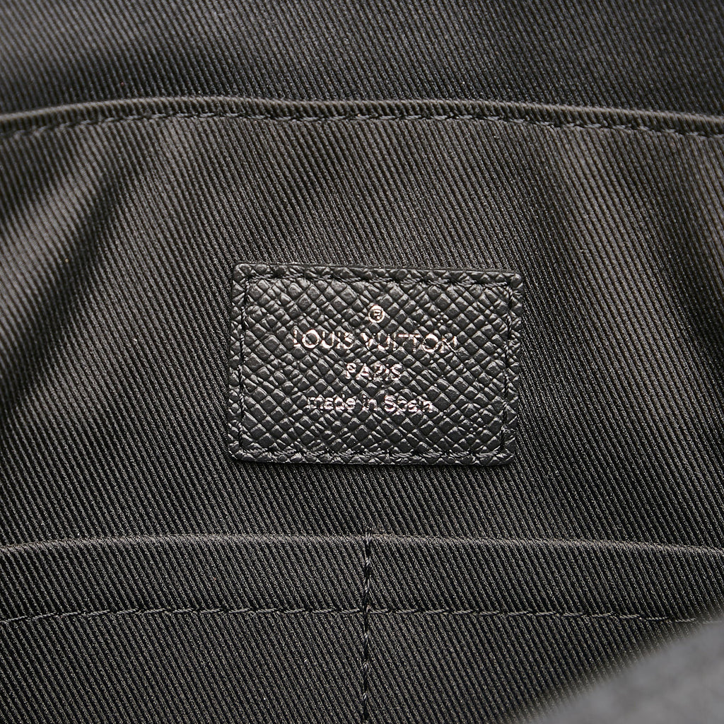 Louis Vuitton Outdoor Flap Messenger Black TaÃƒÆ’Ã‚Â¯garama