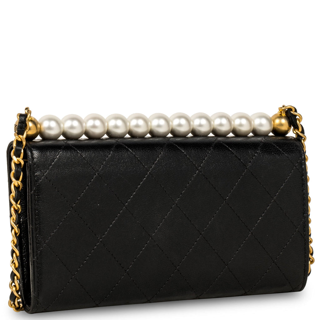 Chanel Chic Pearl Wallet on Chain