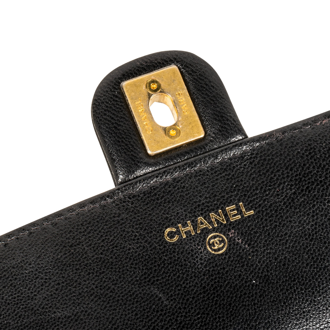 Chanel Chic Pearl Wallet on Chain