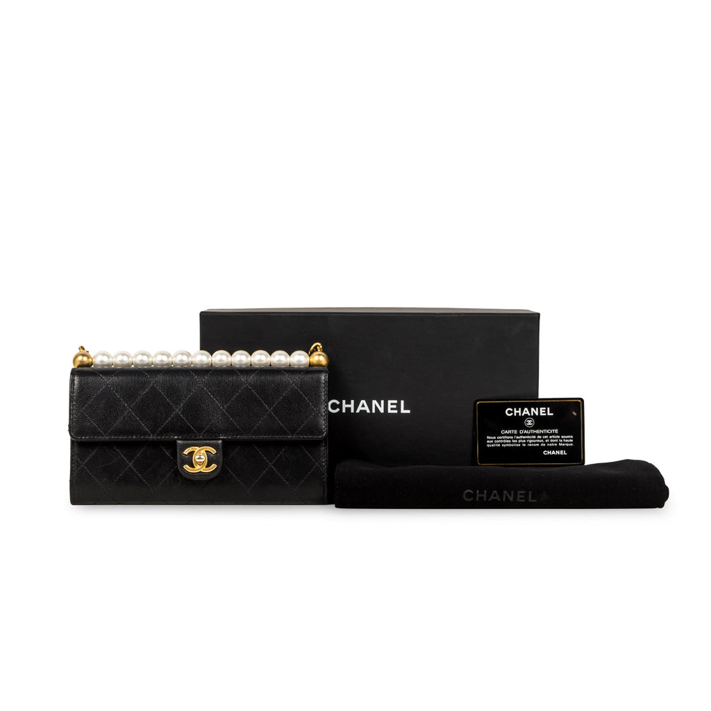 Chanel Chic Pearl Wallet on Chain