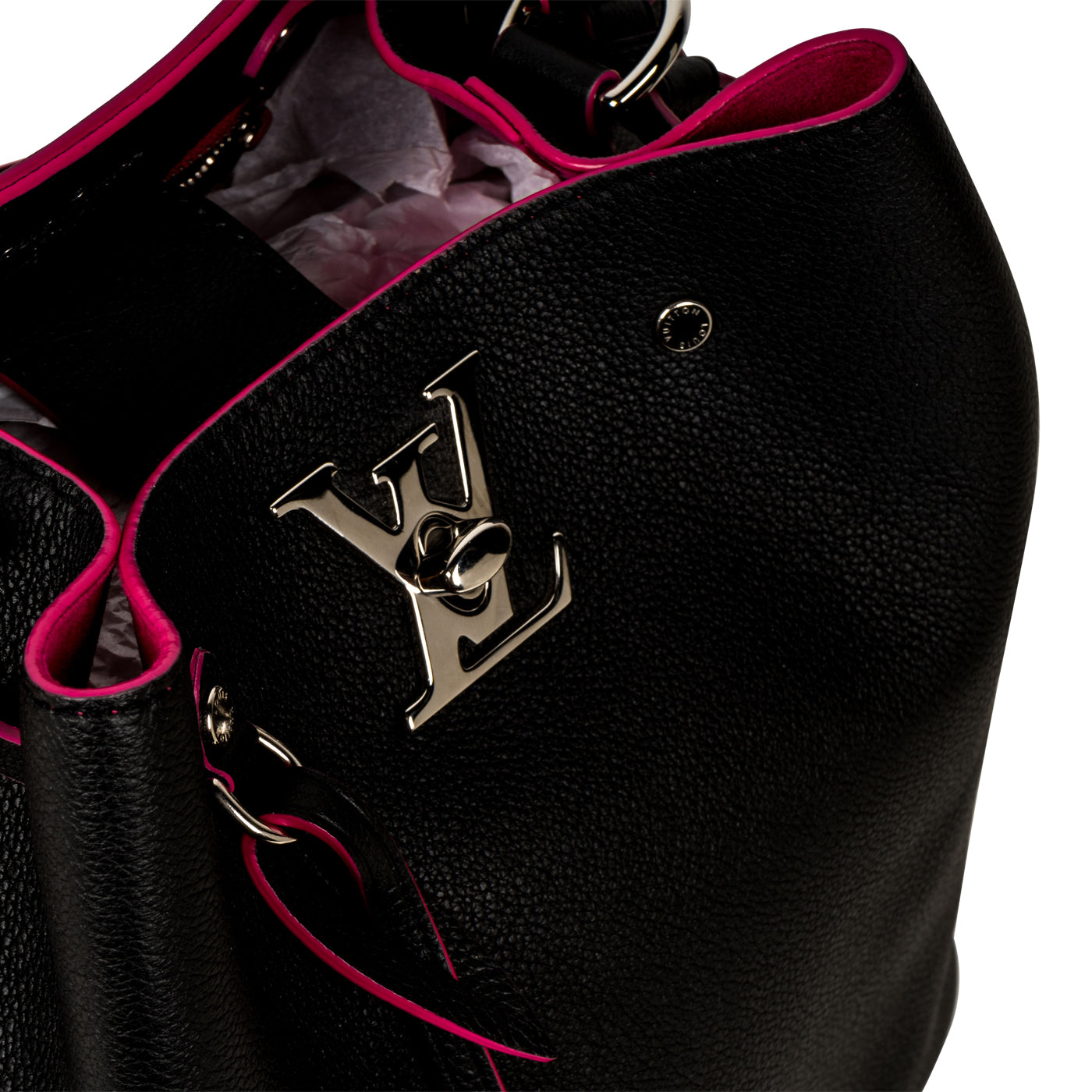Louis Vuitton Lockme Bucket