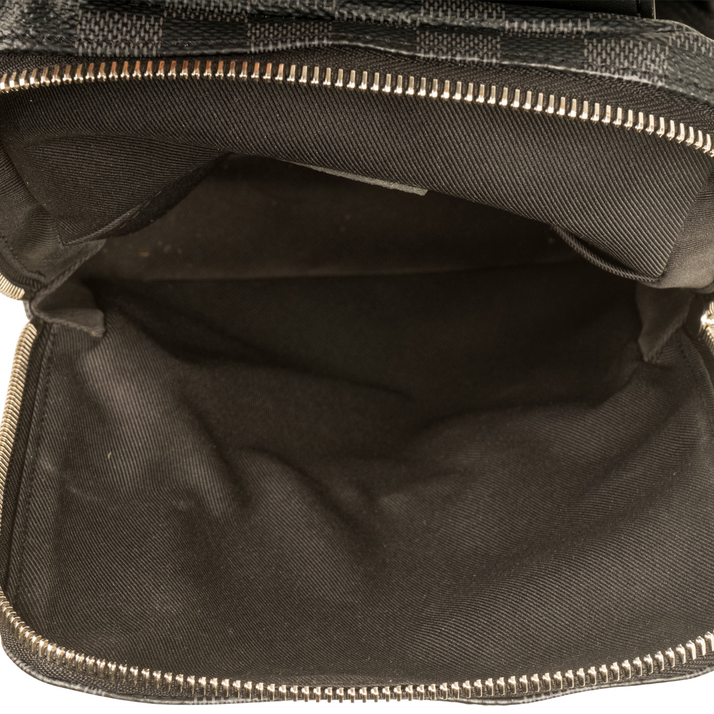 Louis Vuitton Avenue Sling Bag