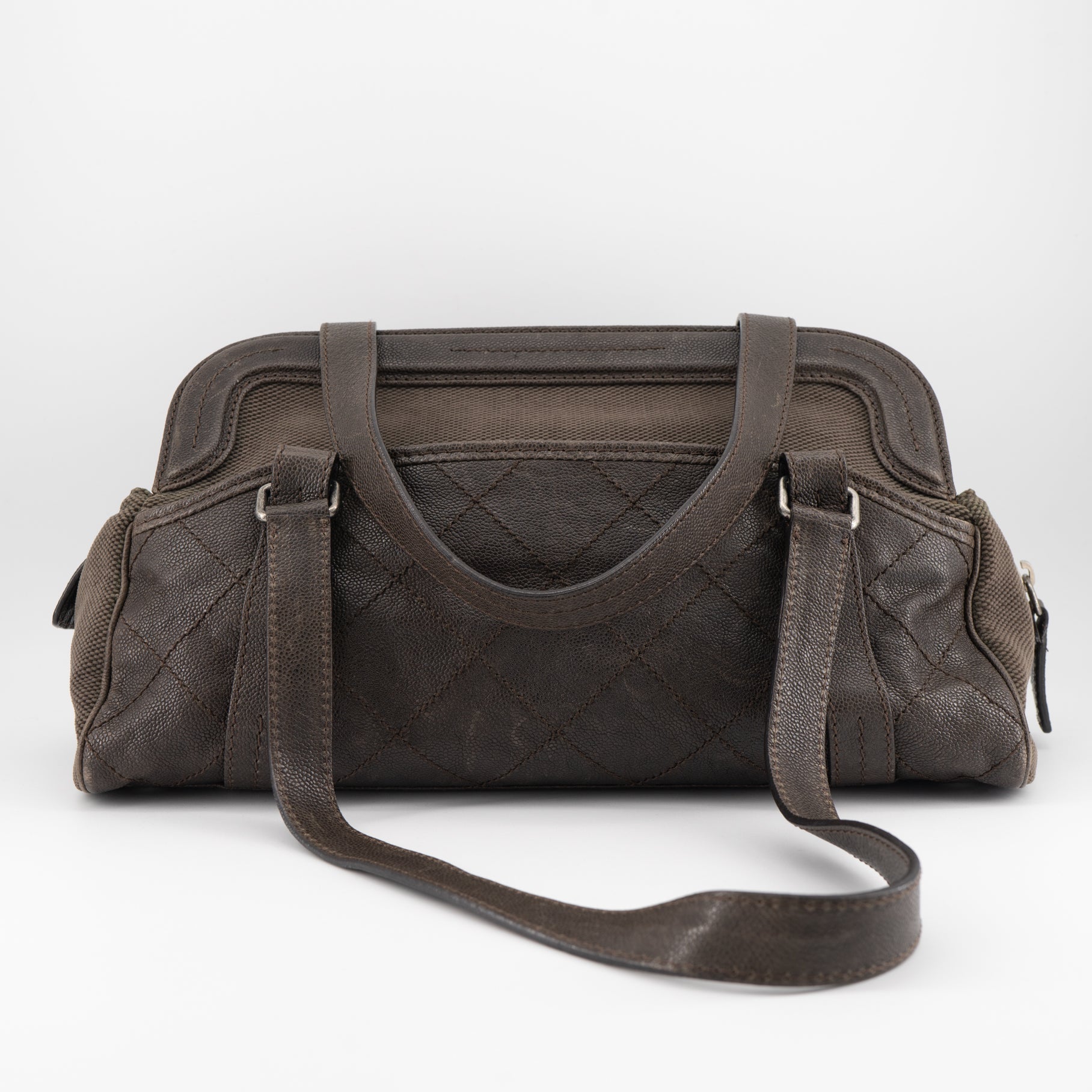 CHANEL vintage 2.55 Shoulder Bag