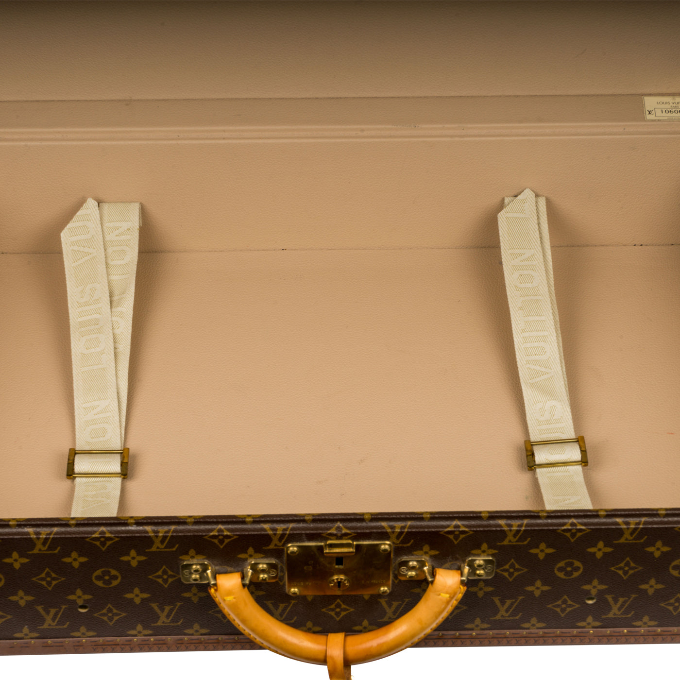 Louis Vuitton Bisten 70