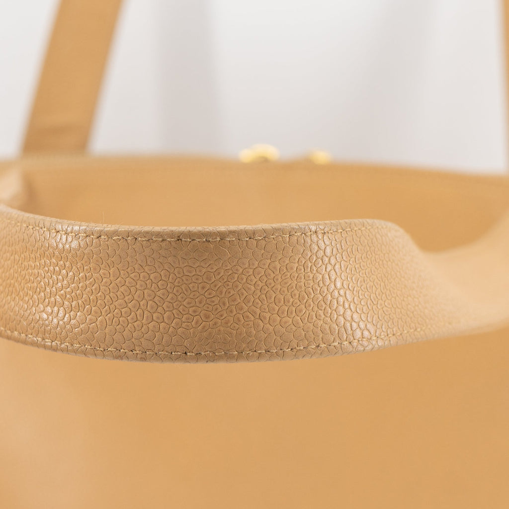 CHANEL VINTAGE golden ball shoulder bag