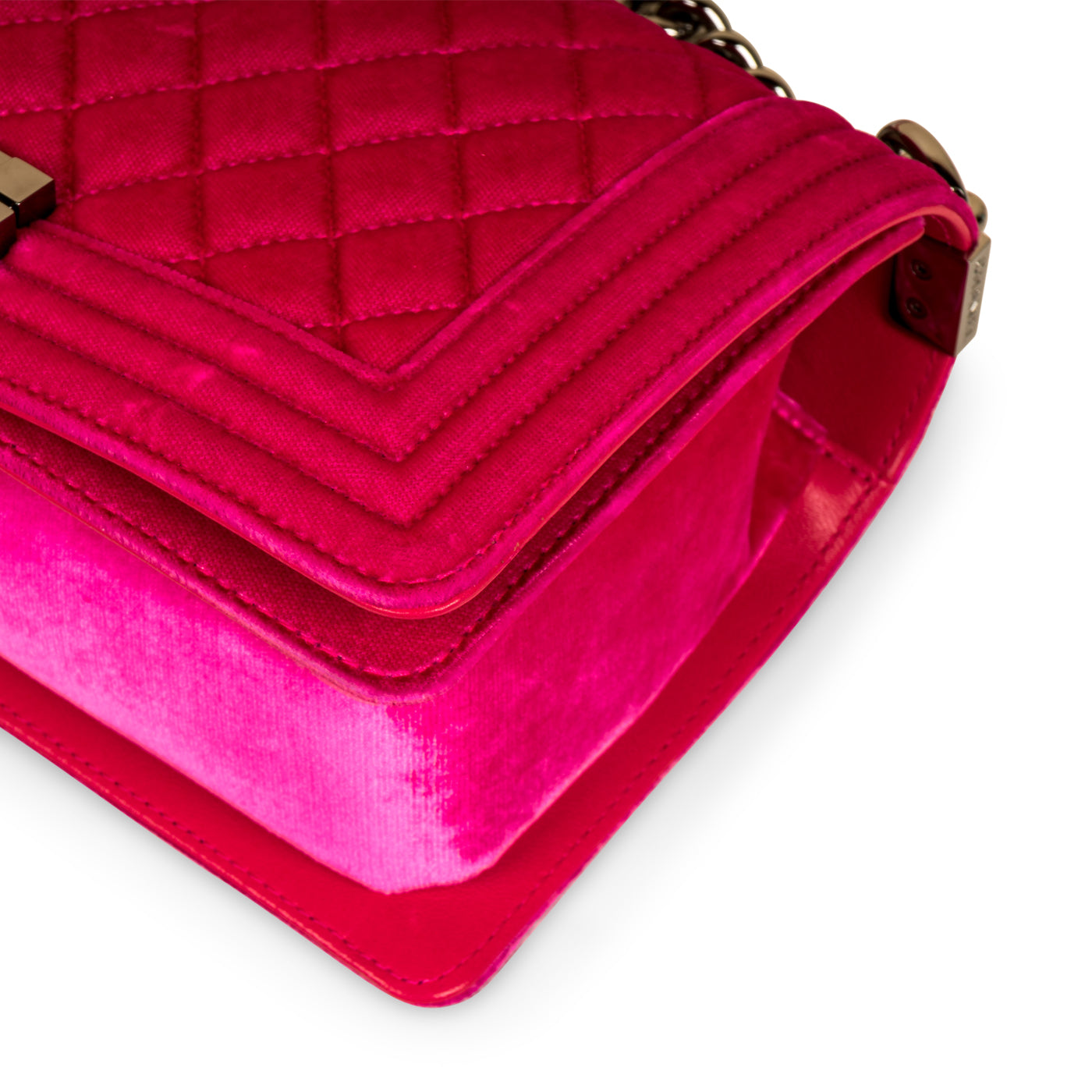 Chanel Boy Bag - Medium - Velvet