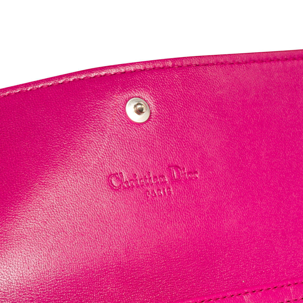 Tri-colour Wallet on Chain