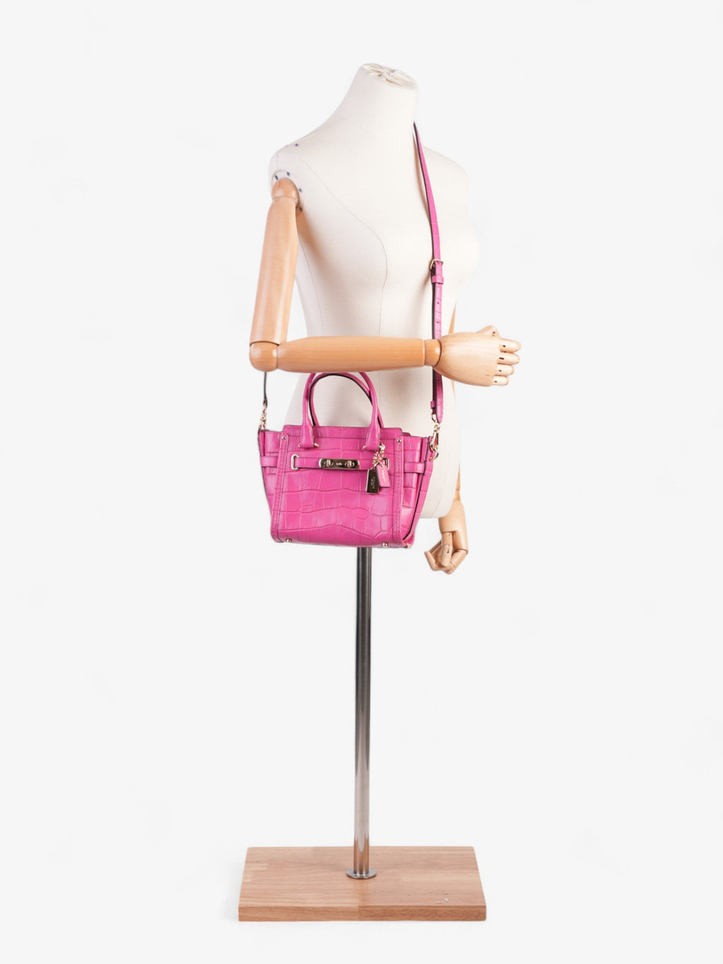 Coach Swagger Satchel Pink Embossed Leather 21