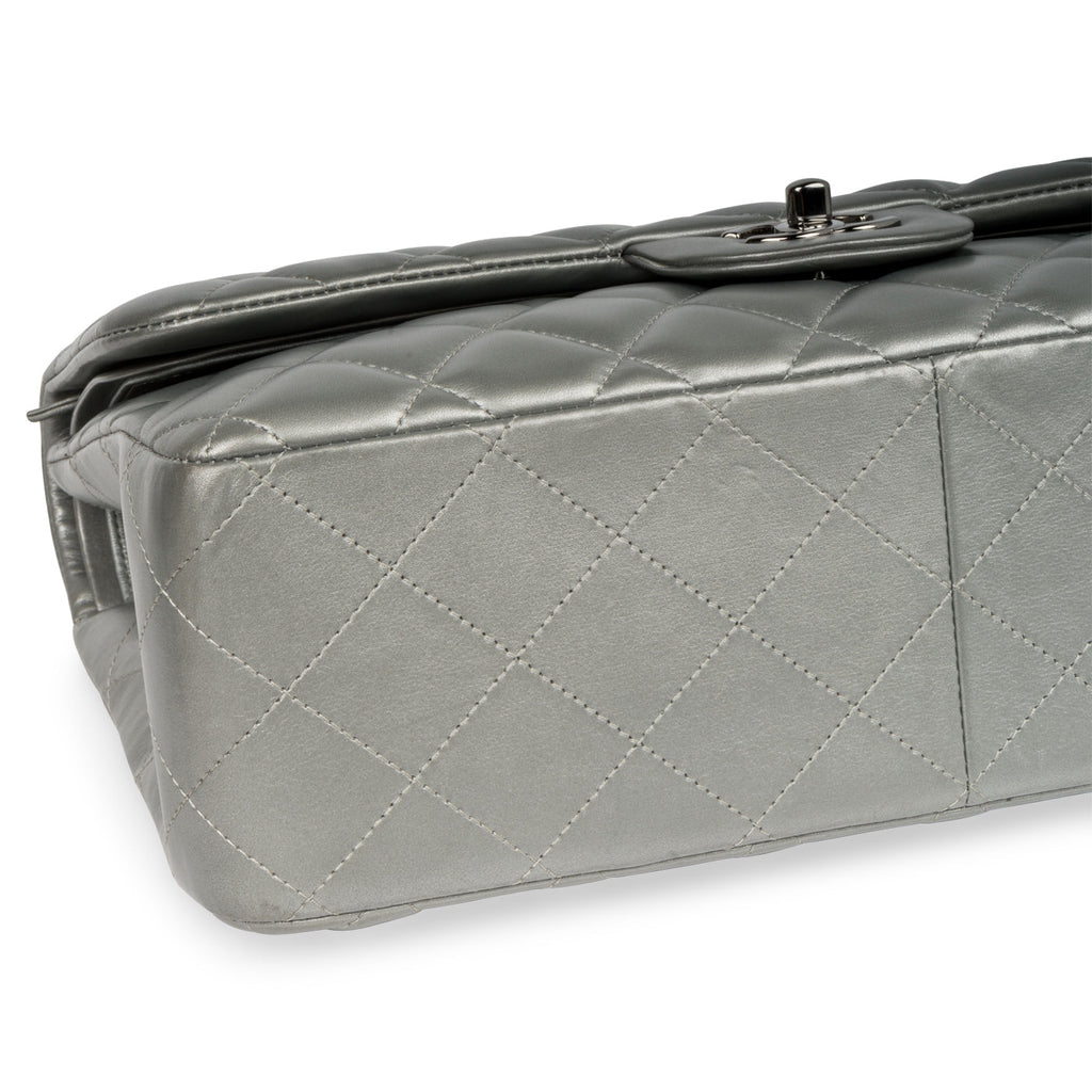 Chanel Classic Flap Bag - Jumbo