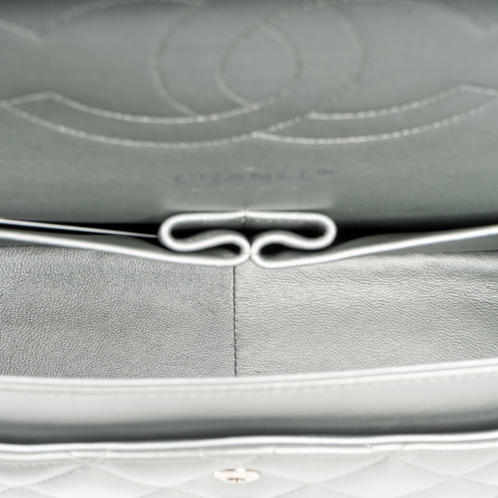 Chanel Classic Flap Bag - Jumbo