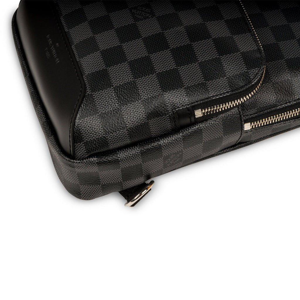Louis Vuitton Avenue Sling Bag