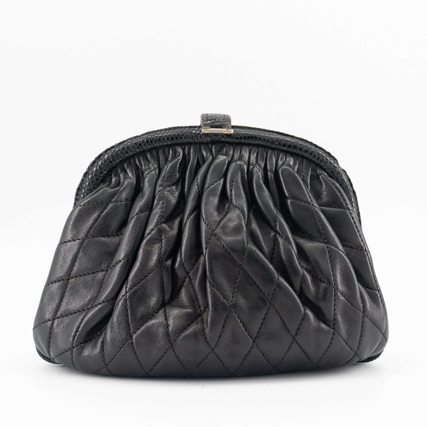 CHANEL vintage shoulder bag