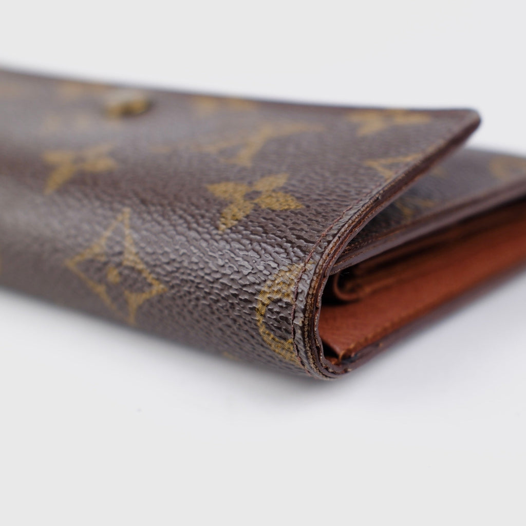 Louis Vuitton Monogram Wallet On Chain