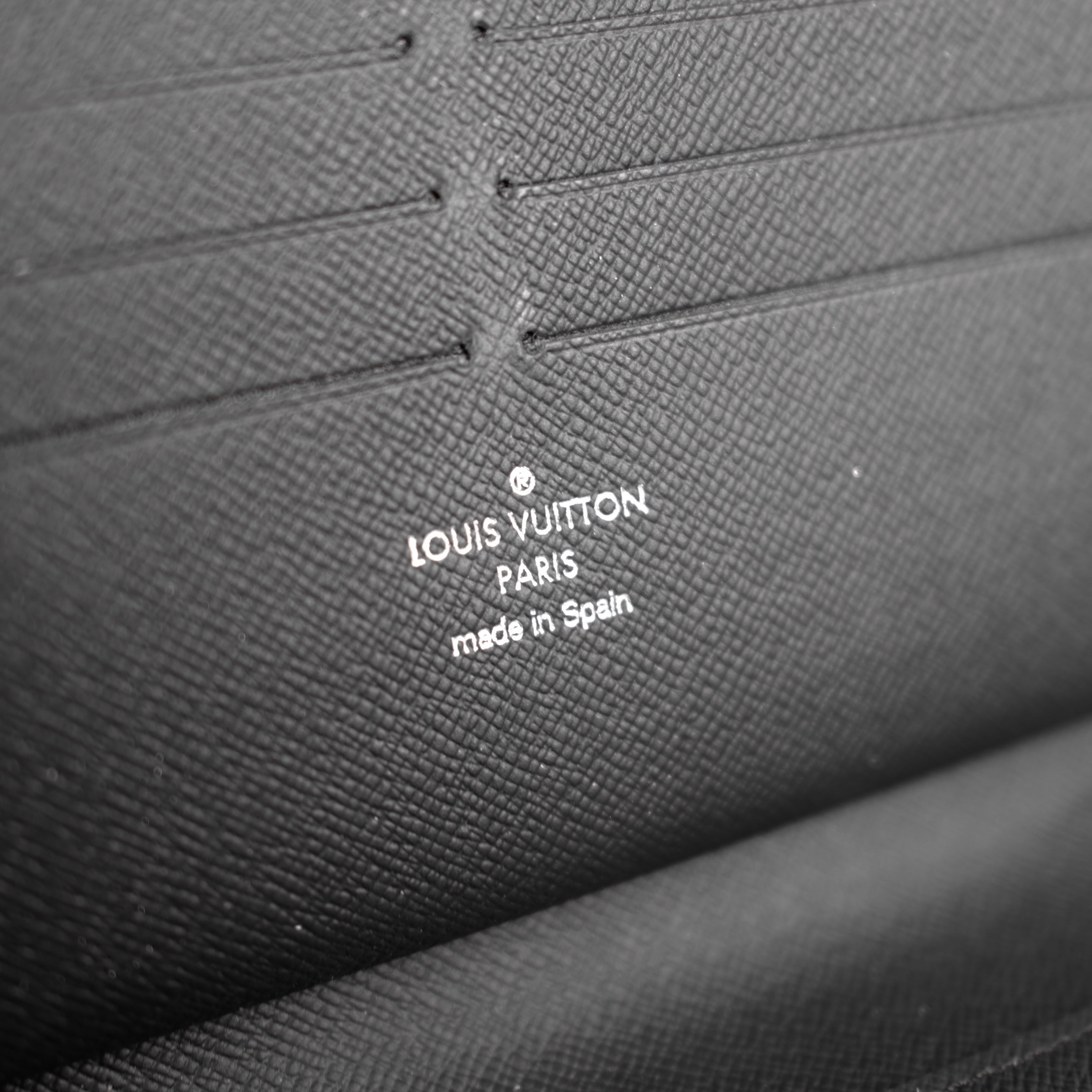 Louis Vuitton Men's Long Wallet Damier Eclipse